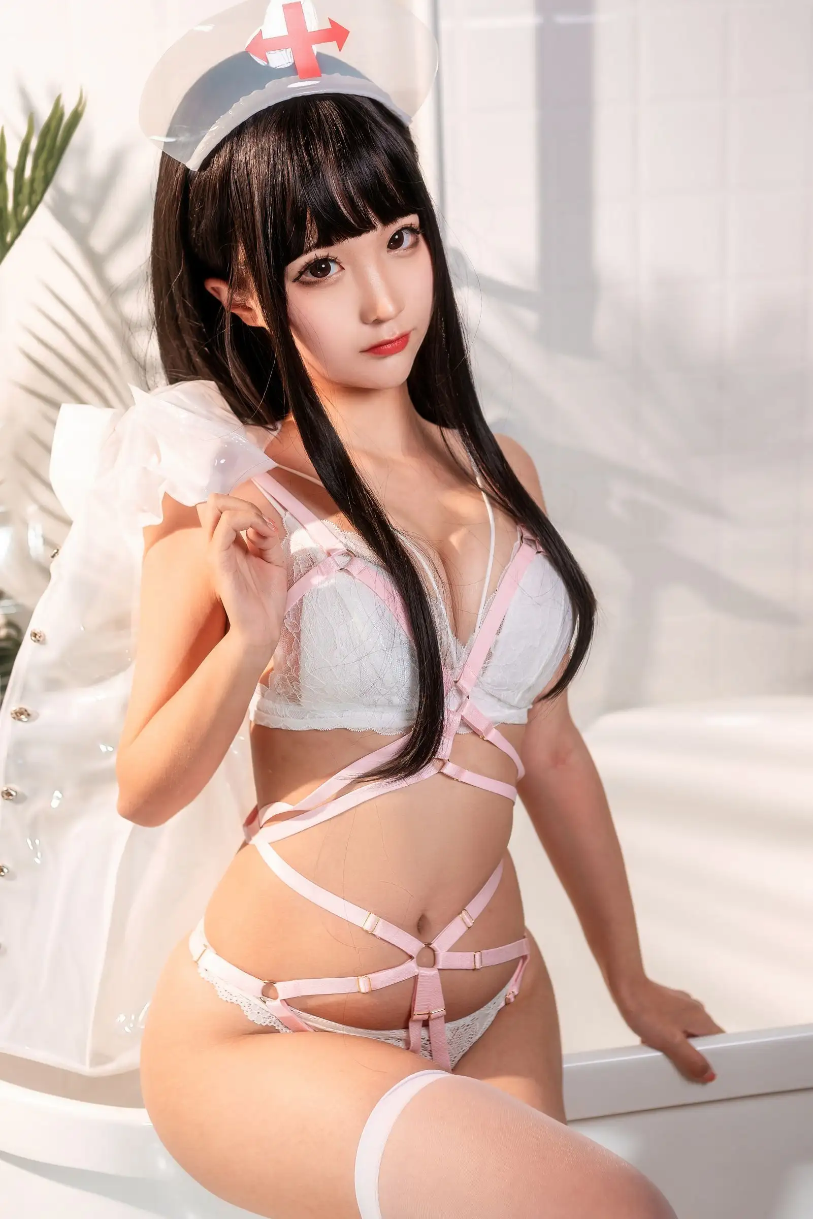 [蠢沫沫] NO.107 胶衣护士 白