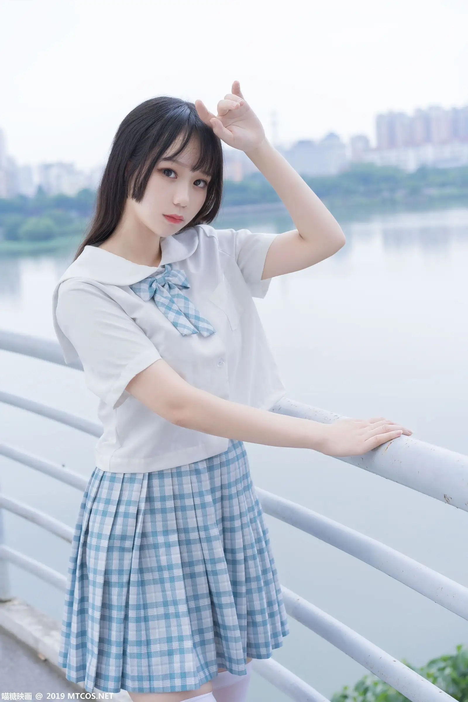 [喵糖映画] VOL.015 半度度度喵 白丝格子裙