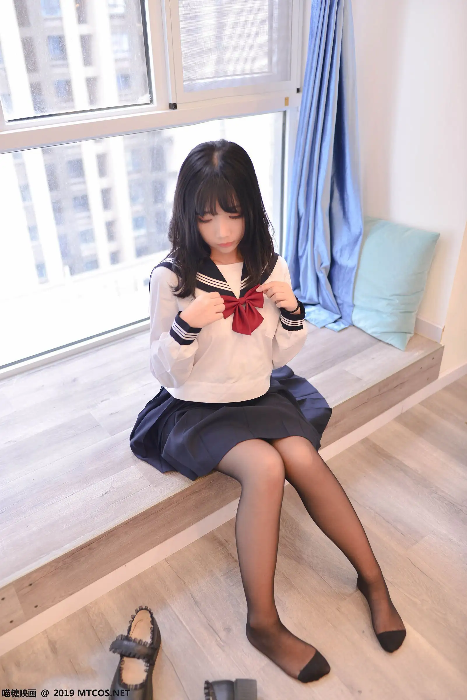 [喵糖映画] VOL.064 制服下的死库水 清纯学妹