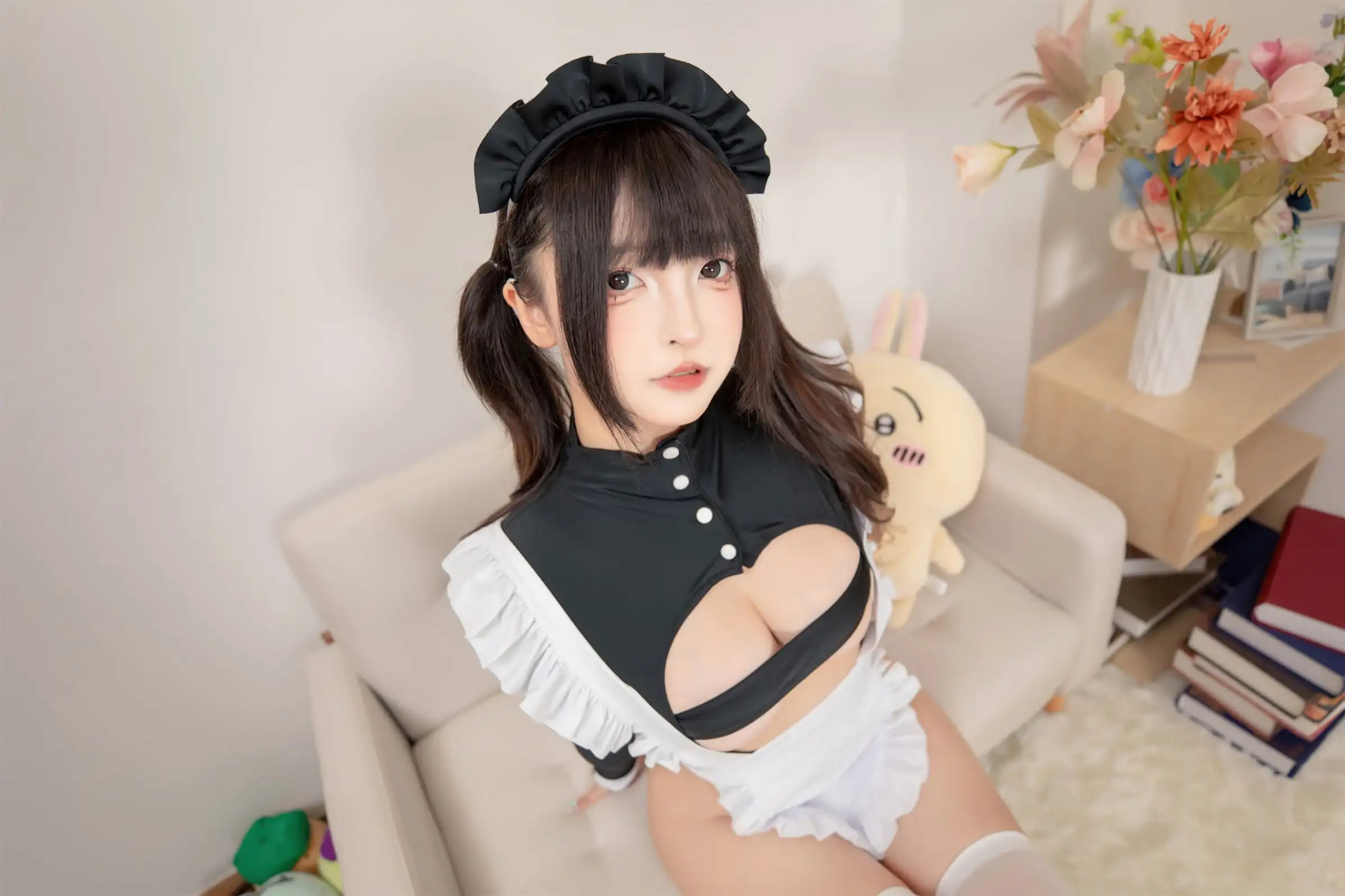 [神楽坂真冬] NO.232 巨乳女仆
