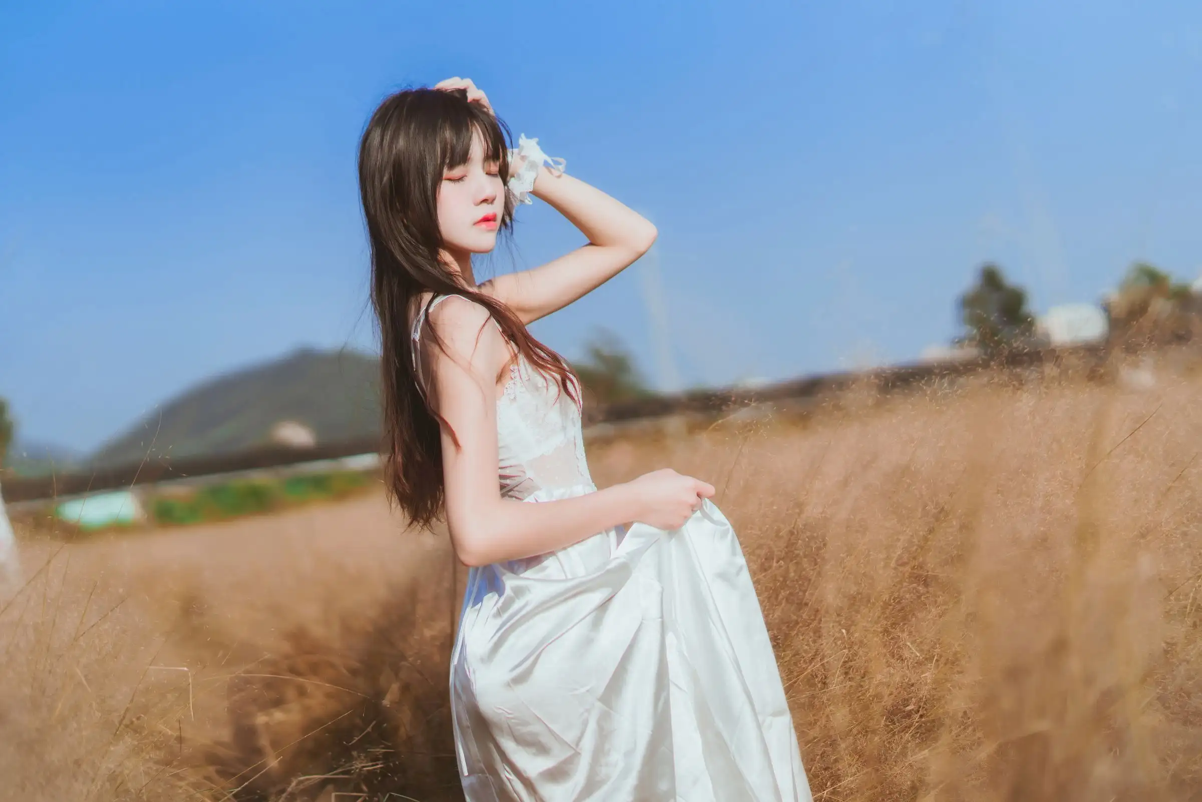[桜桃喵] NO.015 冬眠 白裙下