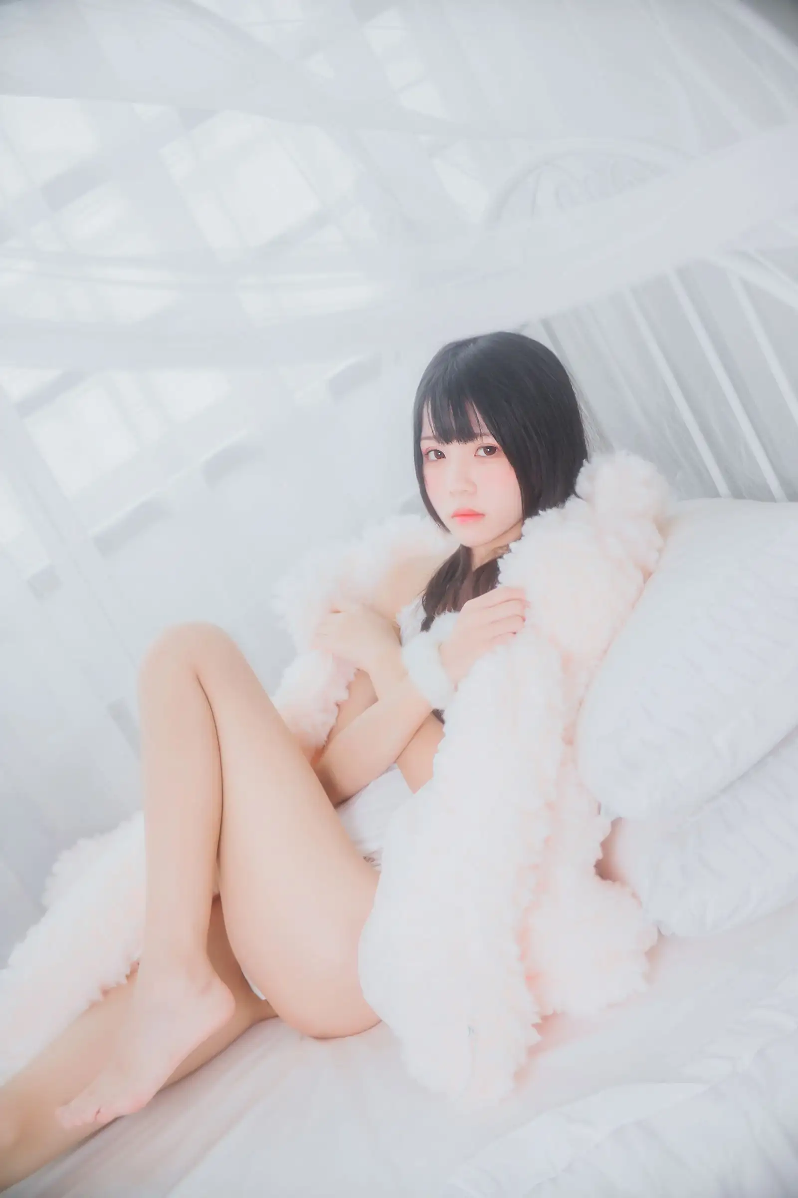 [桜桃喵] NO.016 冬眠 纯白私房