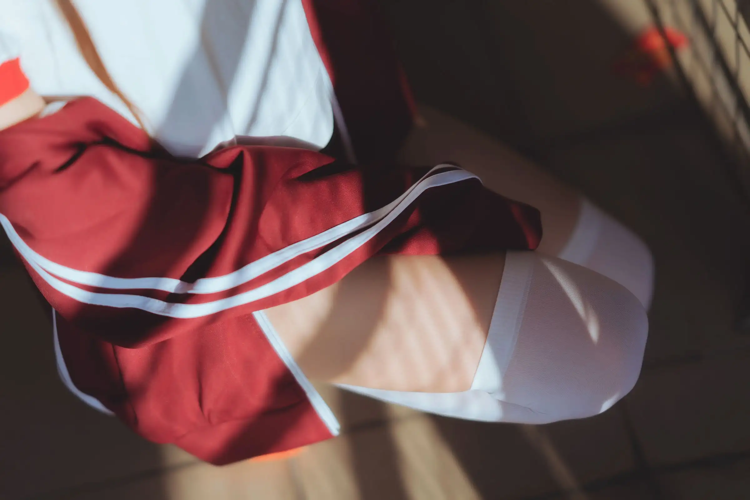[桜桃喵] NO.051 未熟2 红色体操服