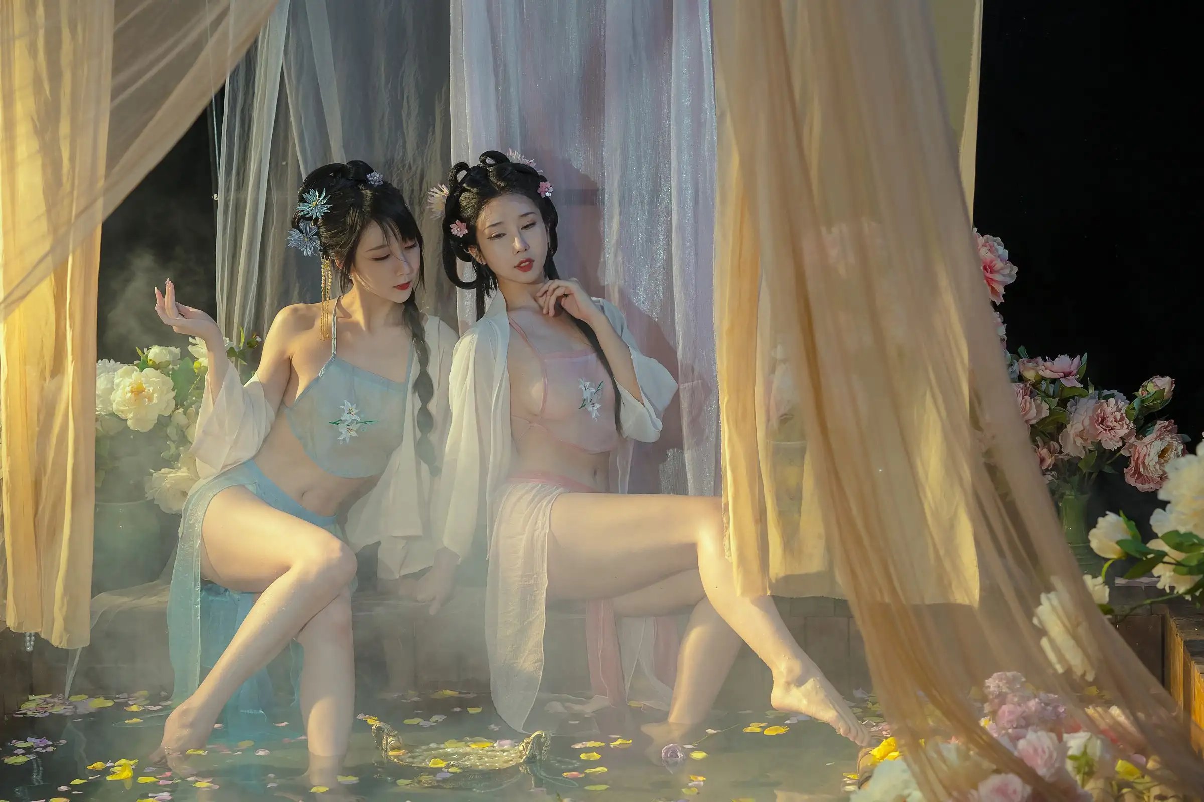 [云溪溪] NO.024 奶桃 水池