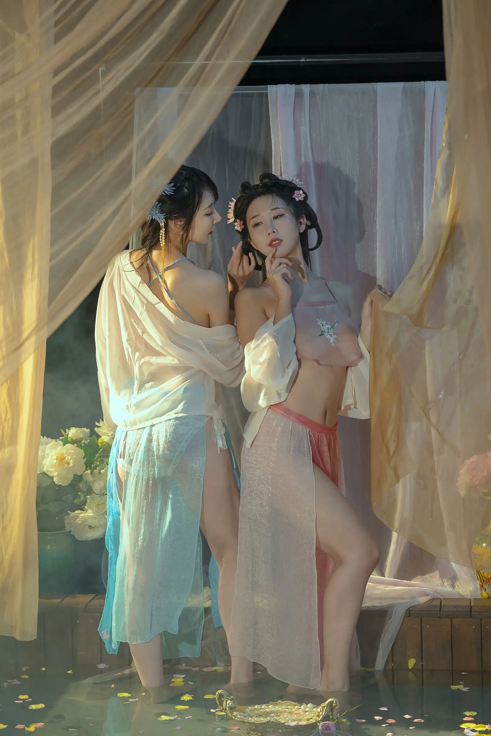 [云溪溪] NO.024 奶桃 水池