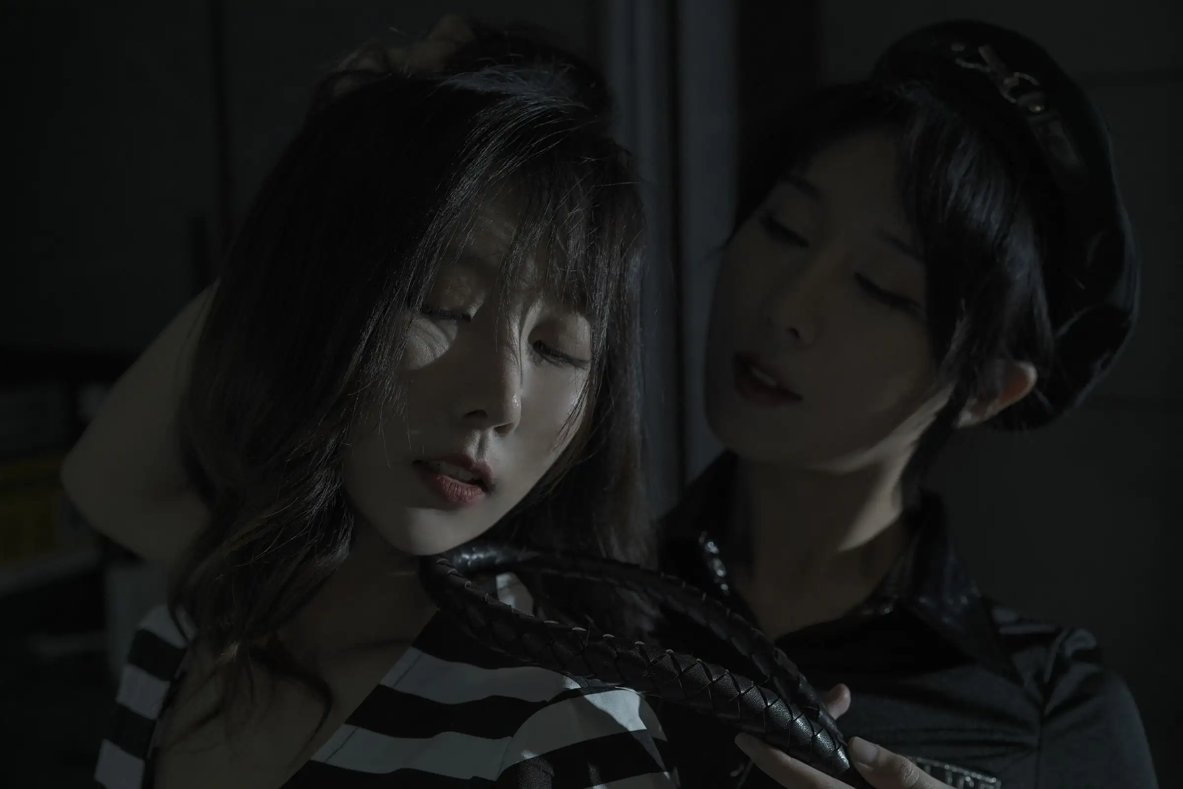 [云溪溪] NO.025 奶桃 囚徒