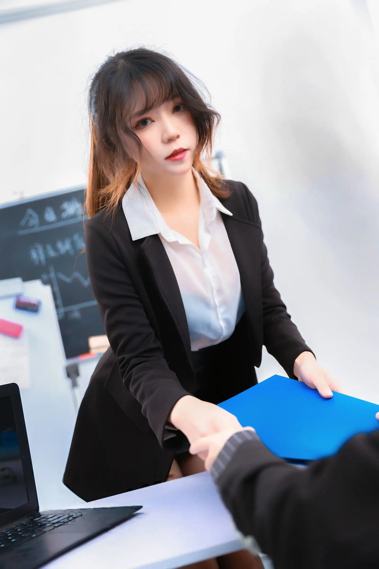[Leah梓未] 教室禁忌