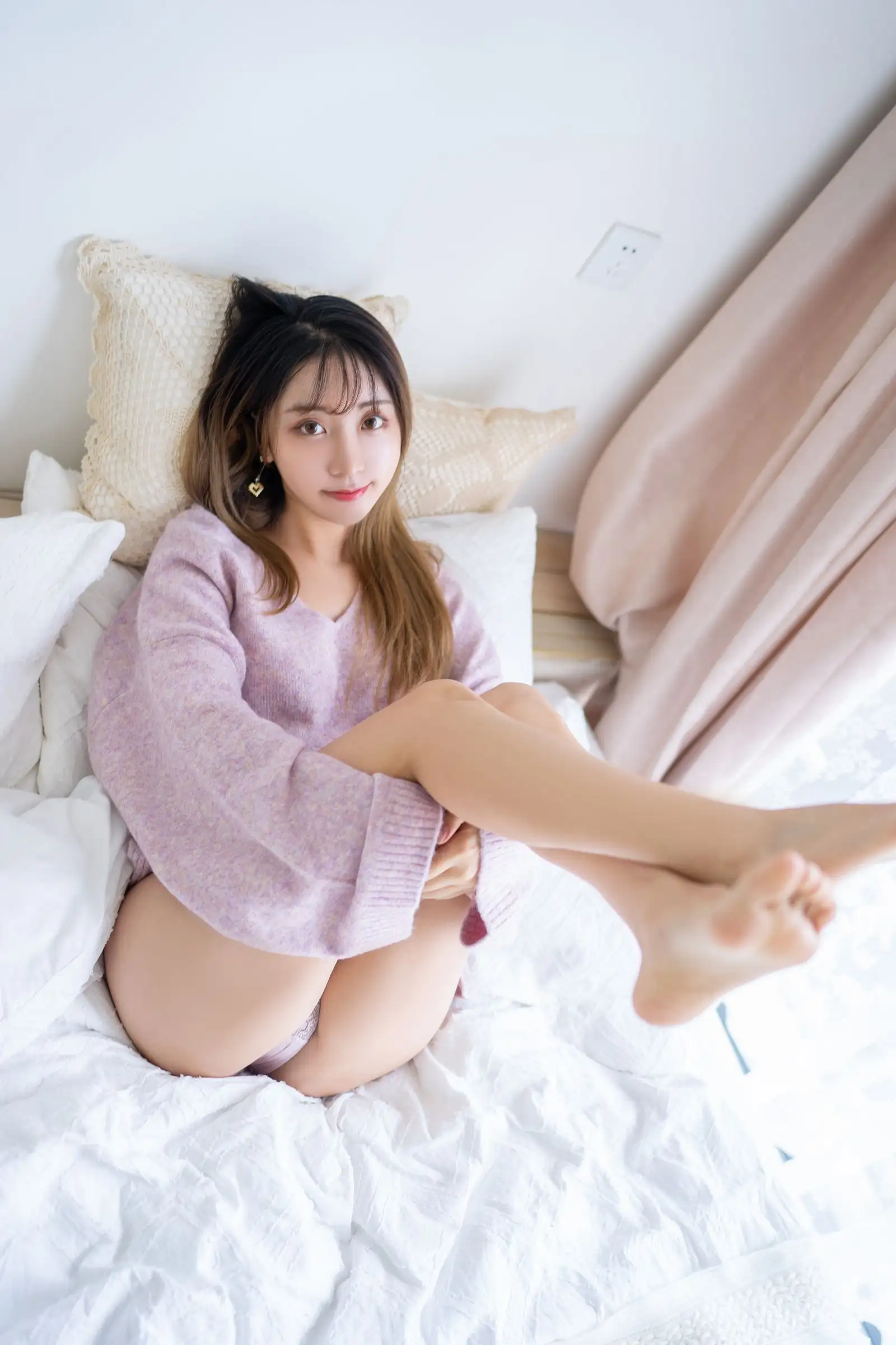 [黑川] NO.036 年上彼女-紫色毛衣