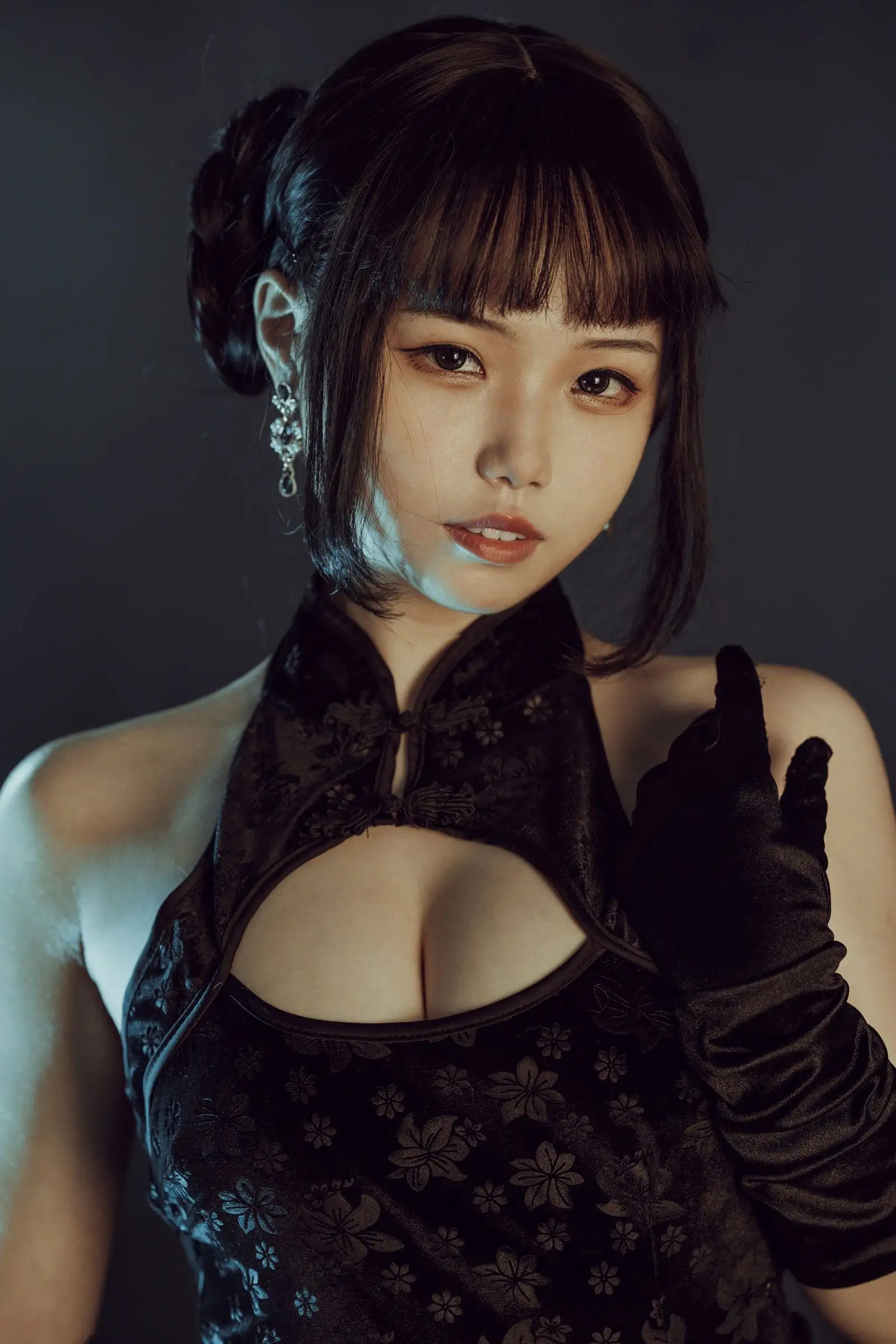 [七月喵子] NO.007 穿旗袍耍剑