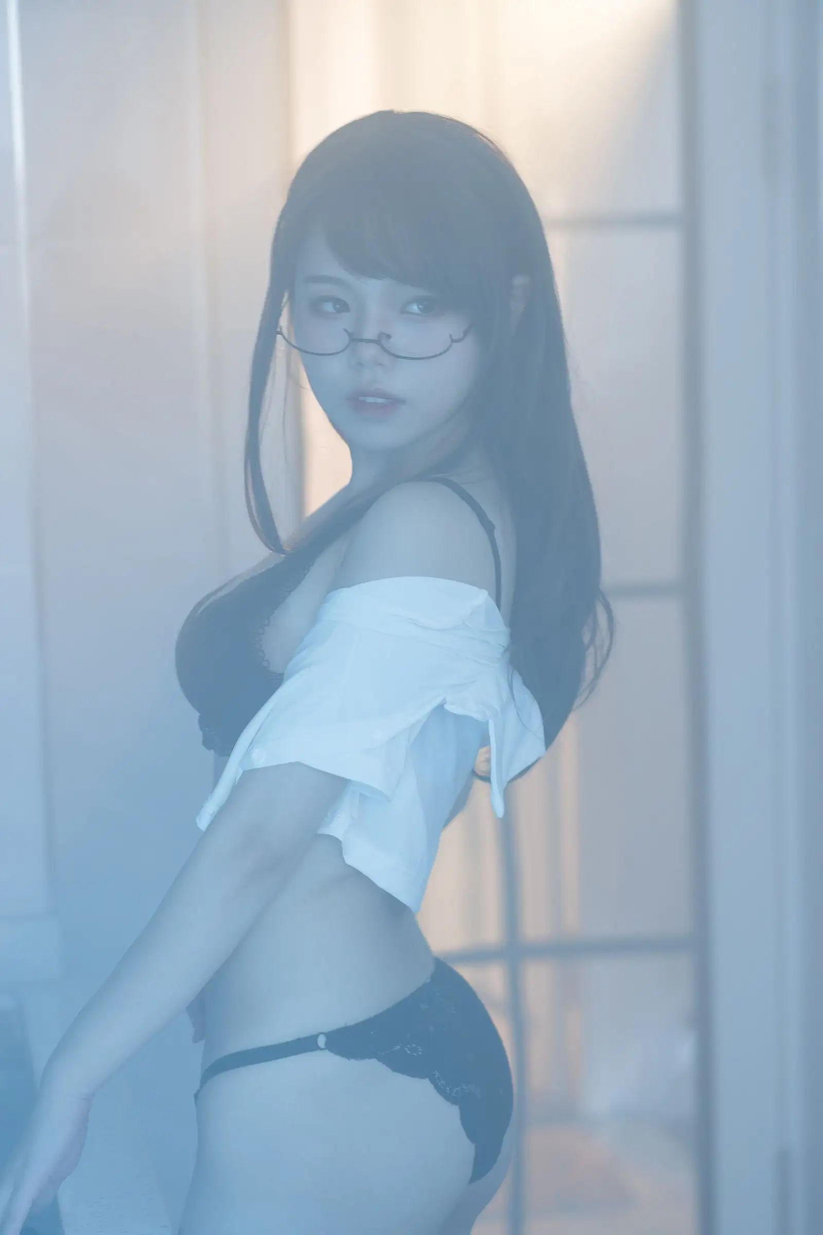 [七月喵子] NO.006 眼镜娘1号
