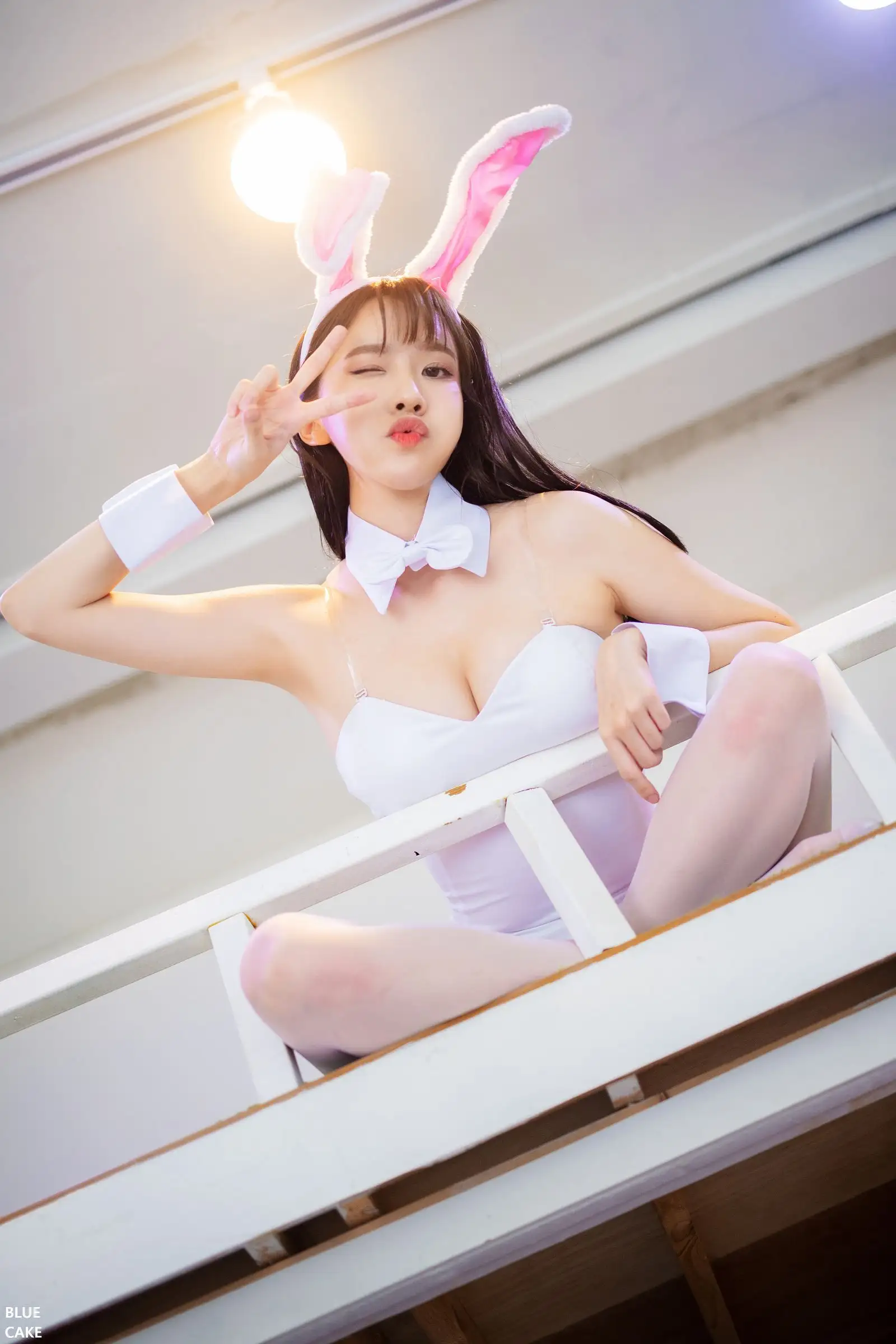 [BlueCake] Ahrin – White and Black Bunny 01