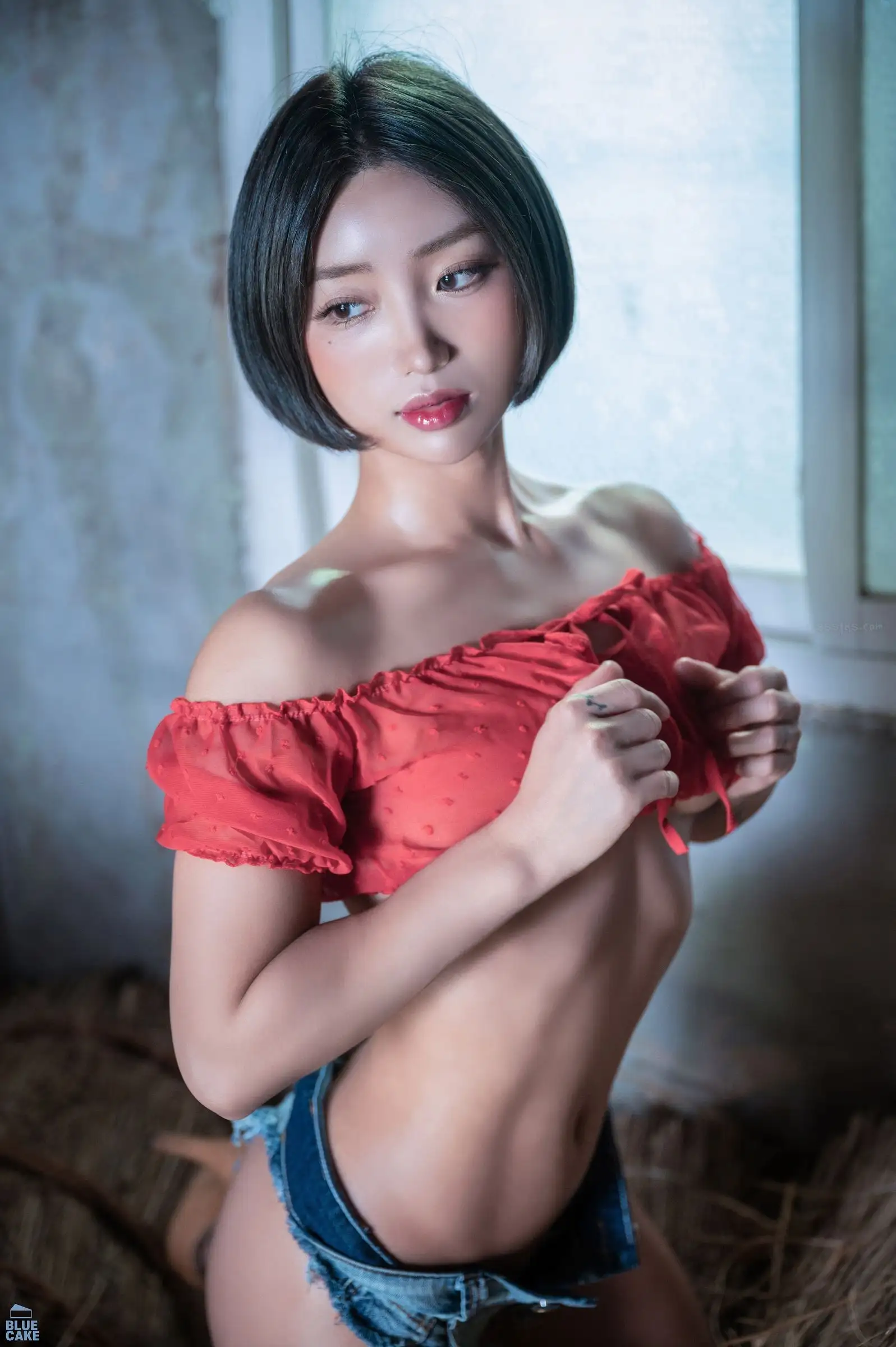 [BlueCake] Booty Queen – Jean RED+ 01
