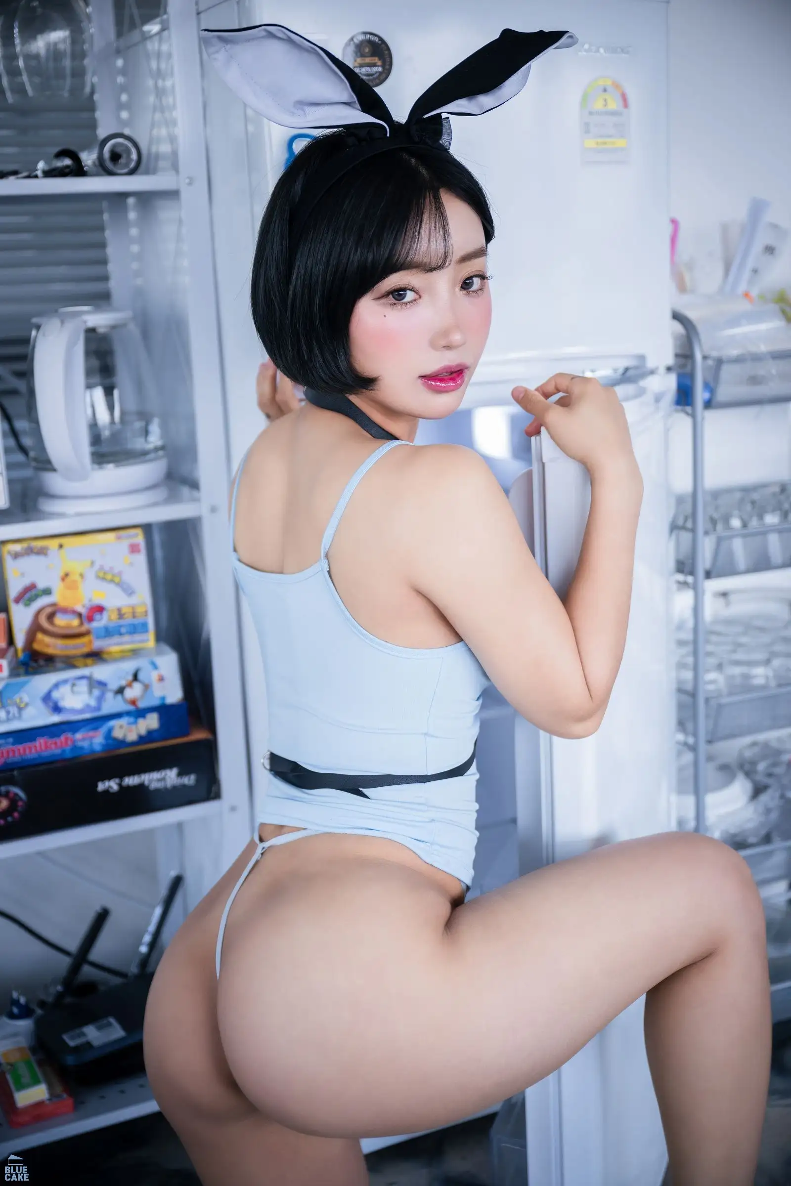 [BlueCake] Booty Queen – Rabbit Sky RED+