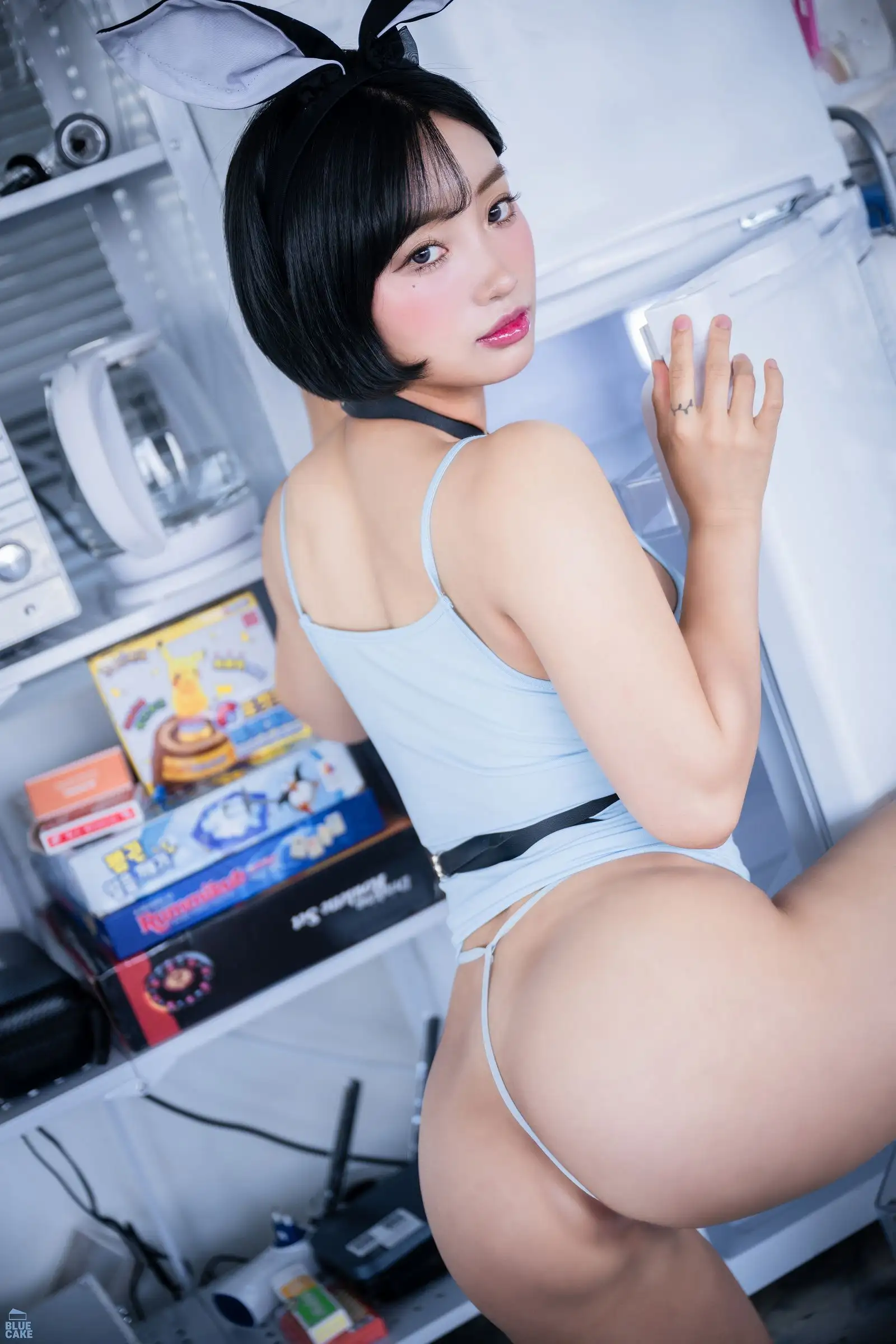[BlueCake] Booty Queen – Rabbit Sky RED+