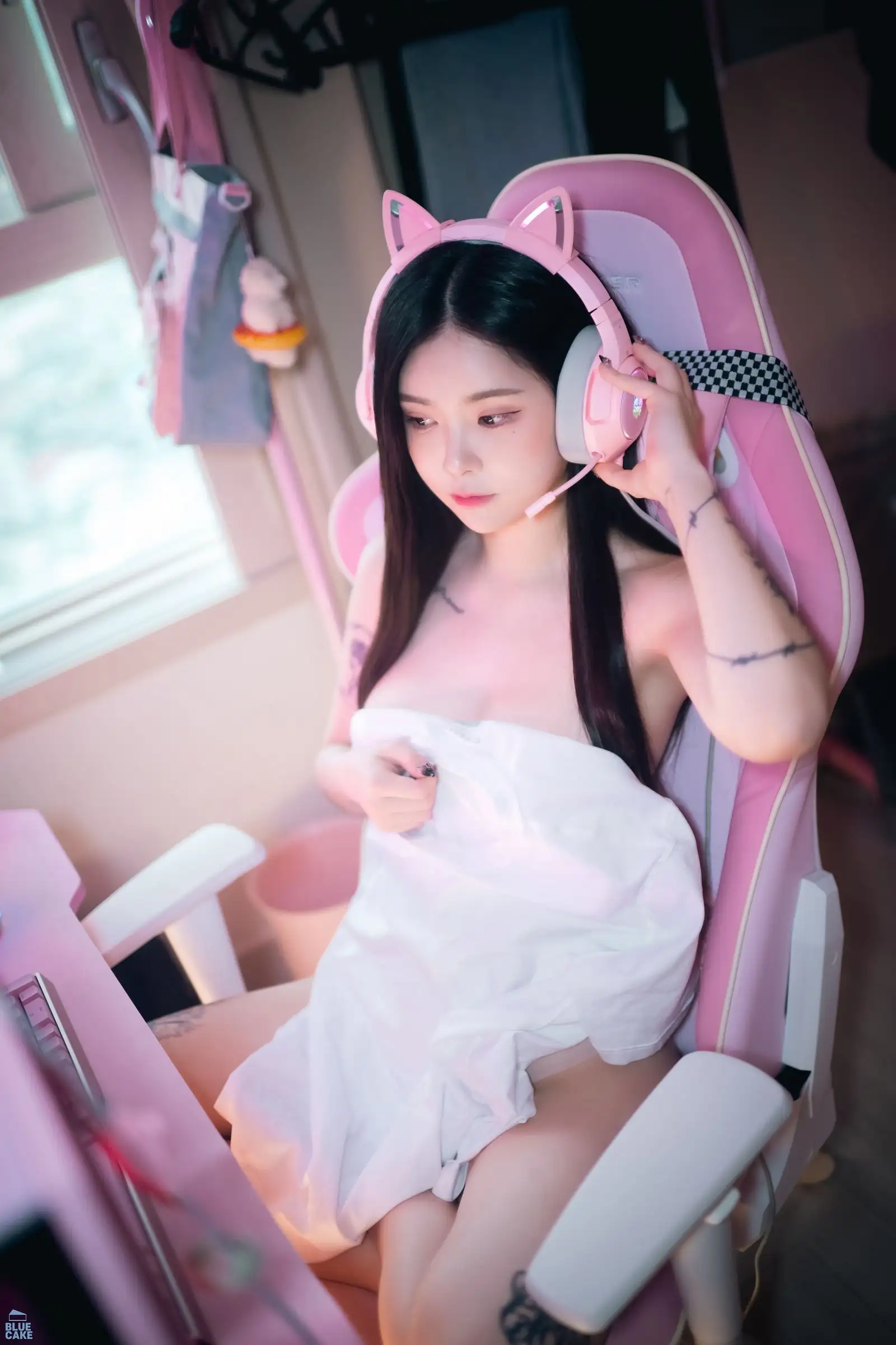 [BlueCake] Hikari Vol.8 – HOME SWEET HOME