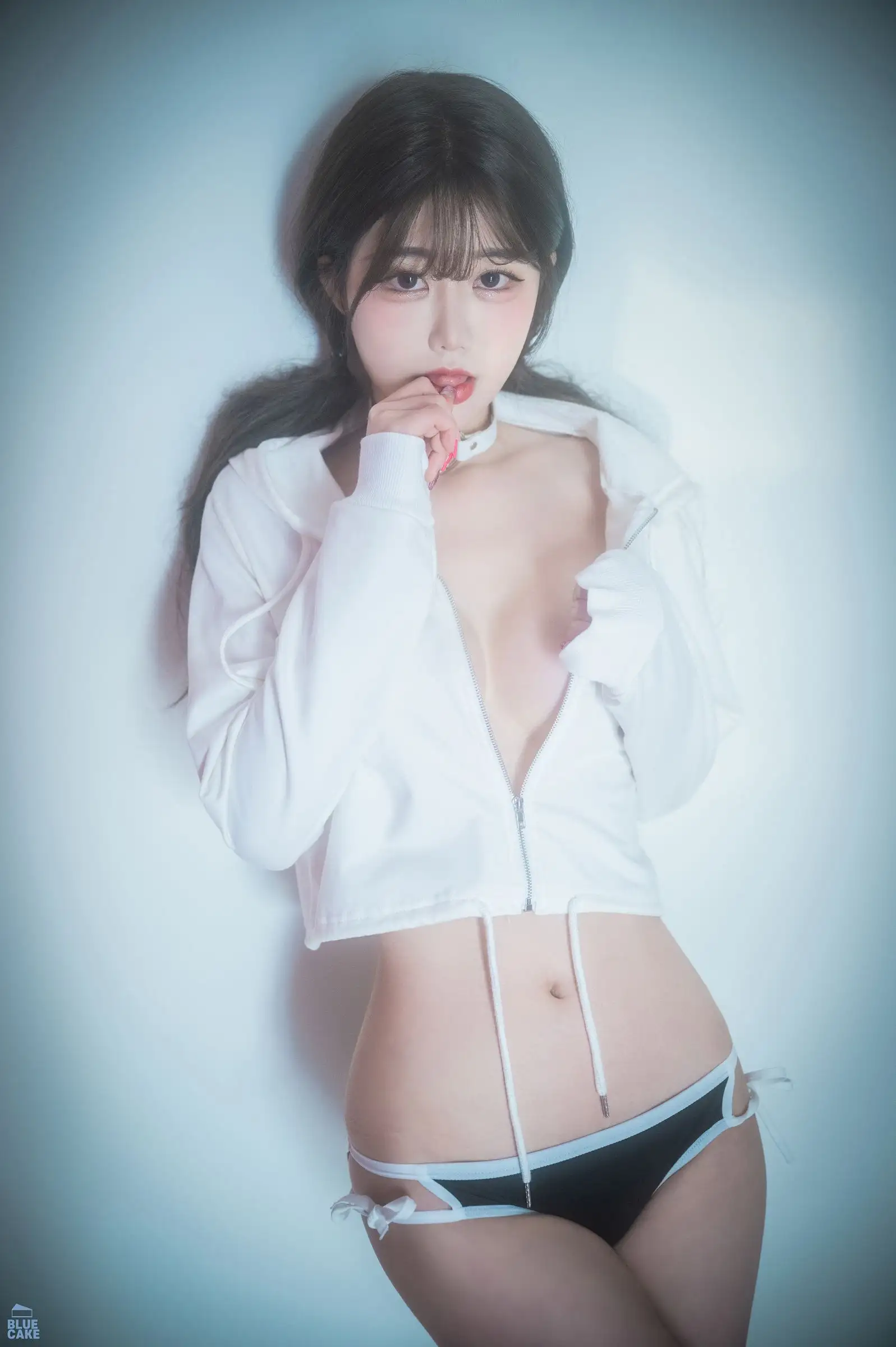 [BlueCake] JungEun – Dazzling 1