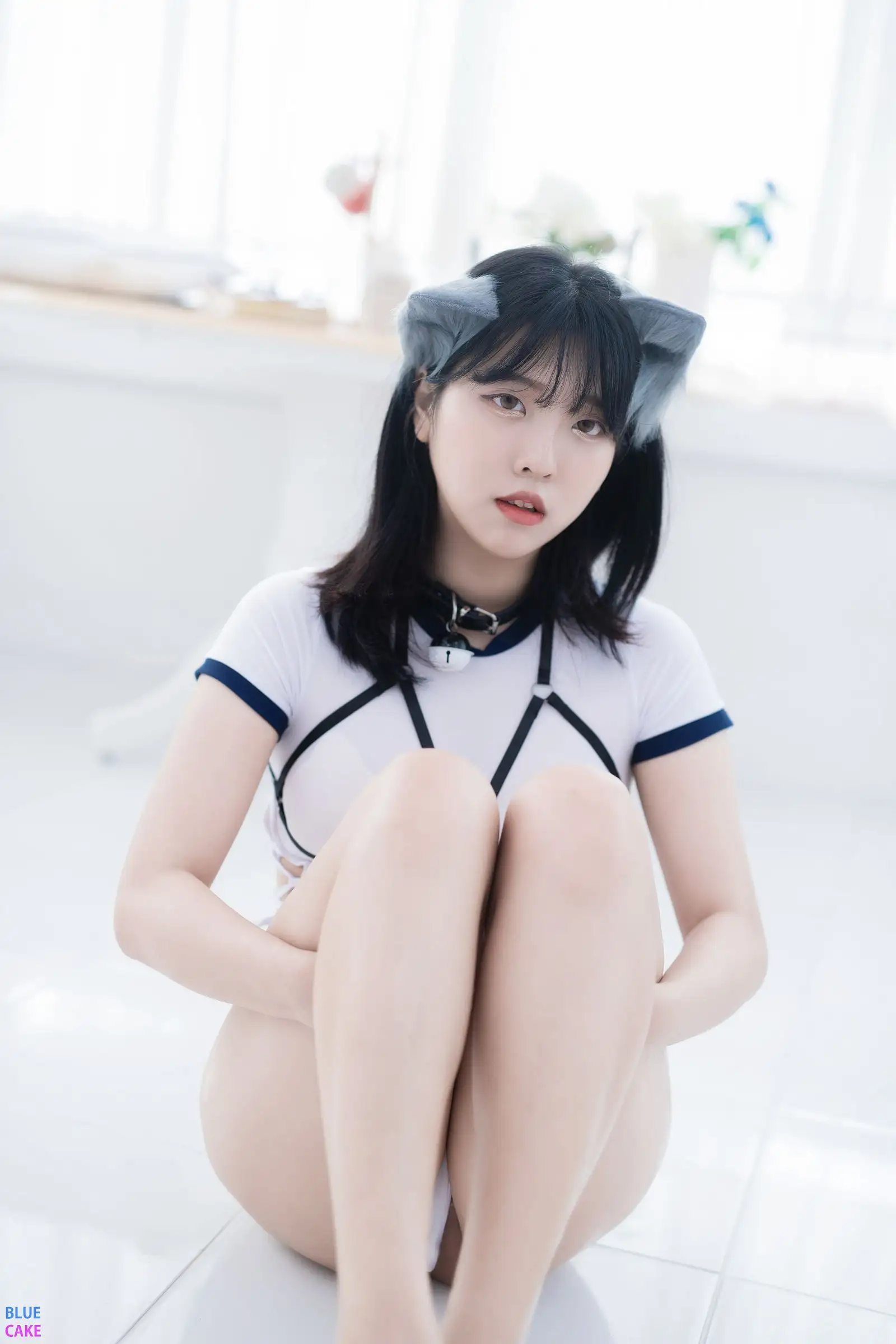 [BlueCake] Song Hana – Strange Cat
