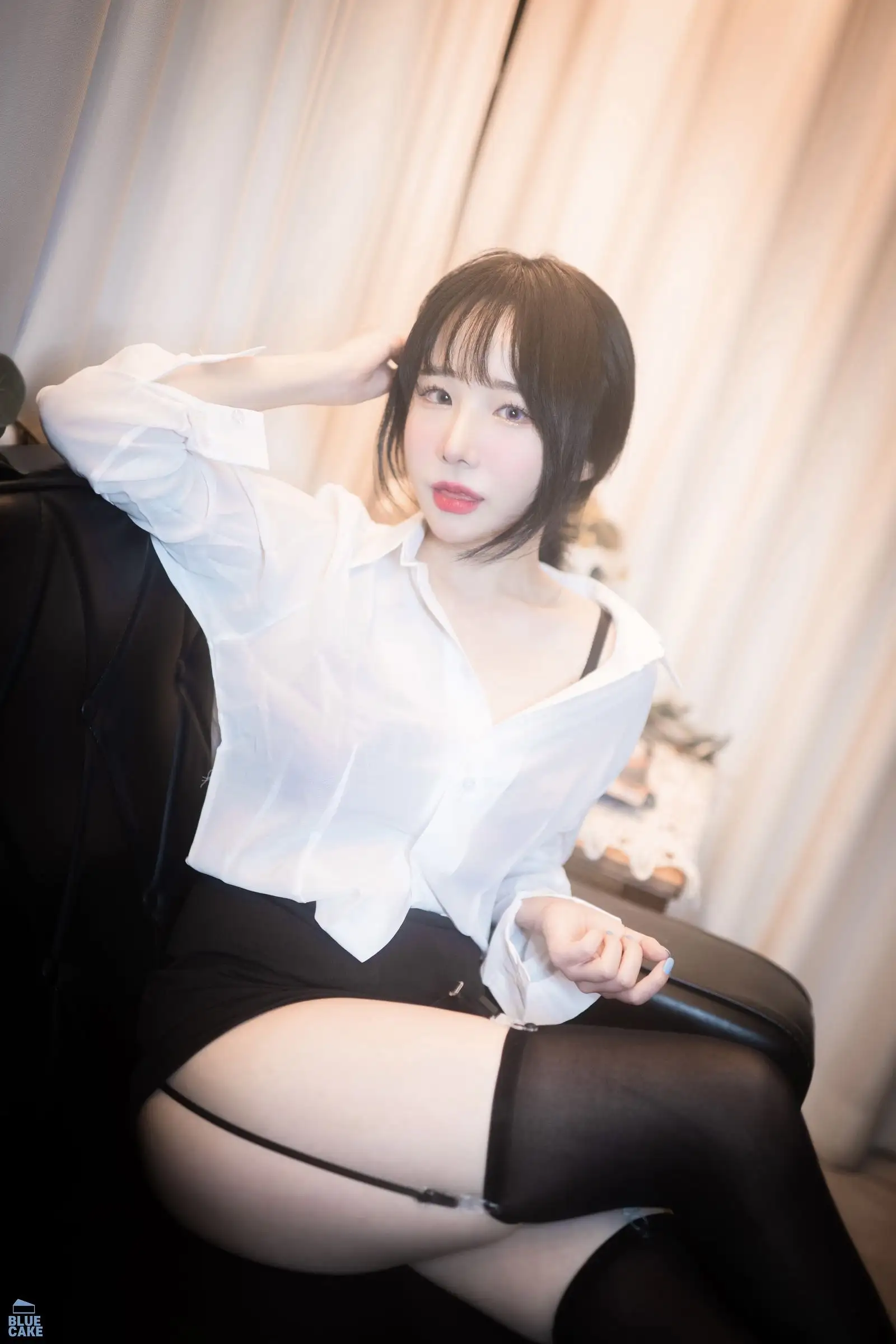 [BlueCake] Yeji – Cat Play