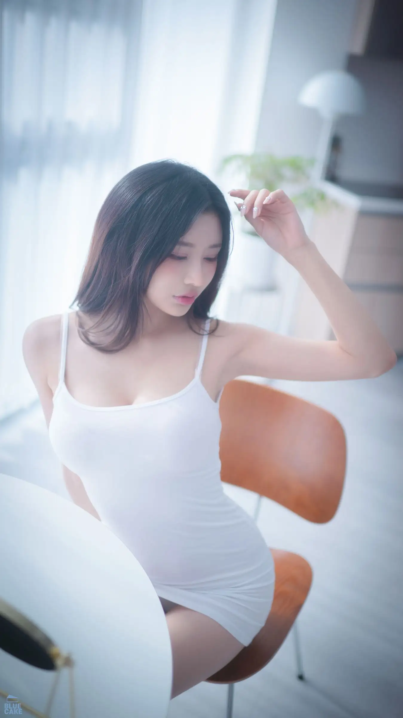 [BlueCake] YeonYu – Real Boob (RED.Ver + Video) 01