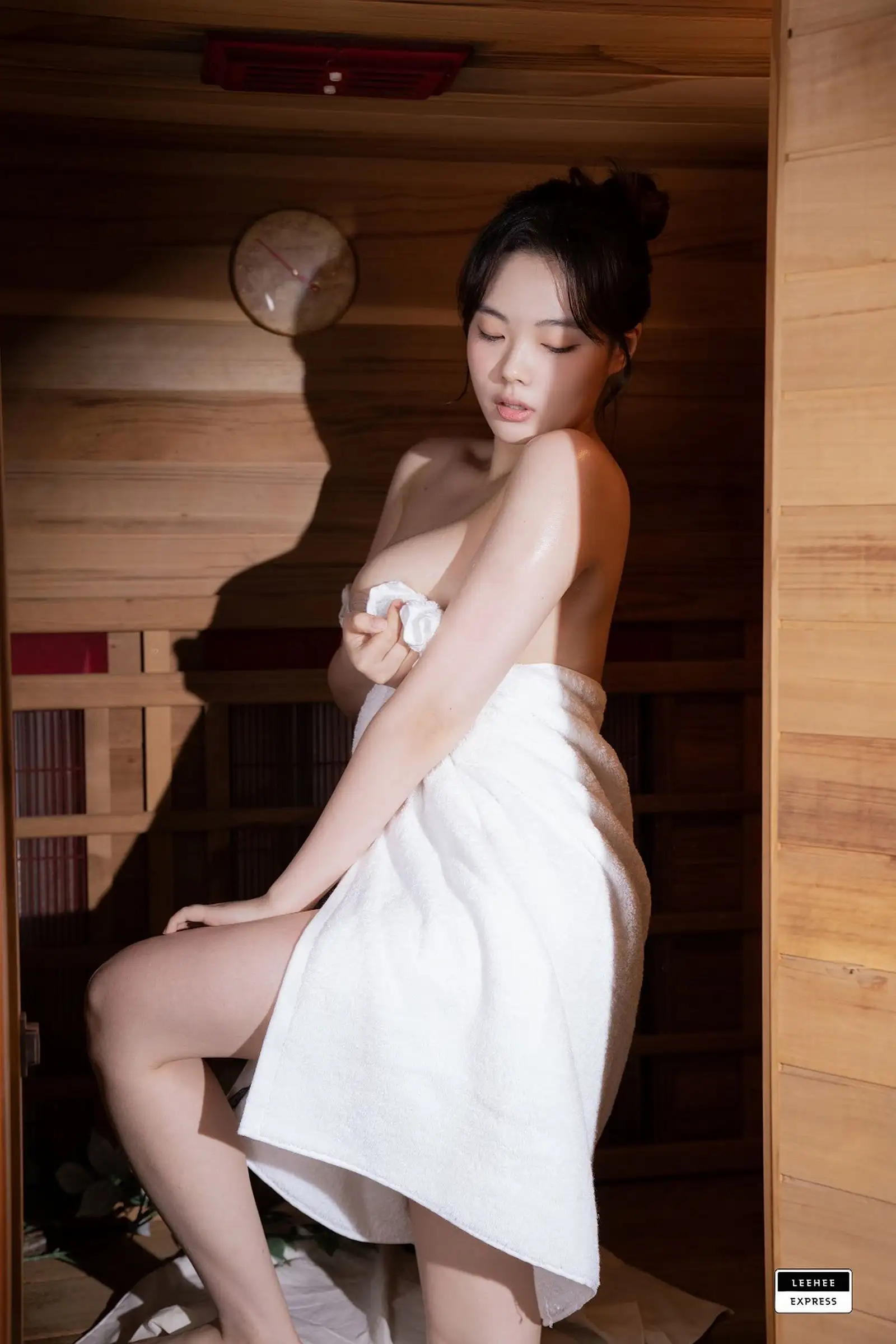 [Leehee Express] NO.246 LEND-024 Roah