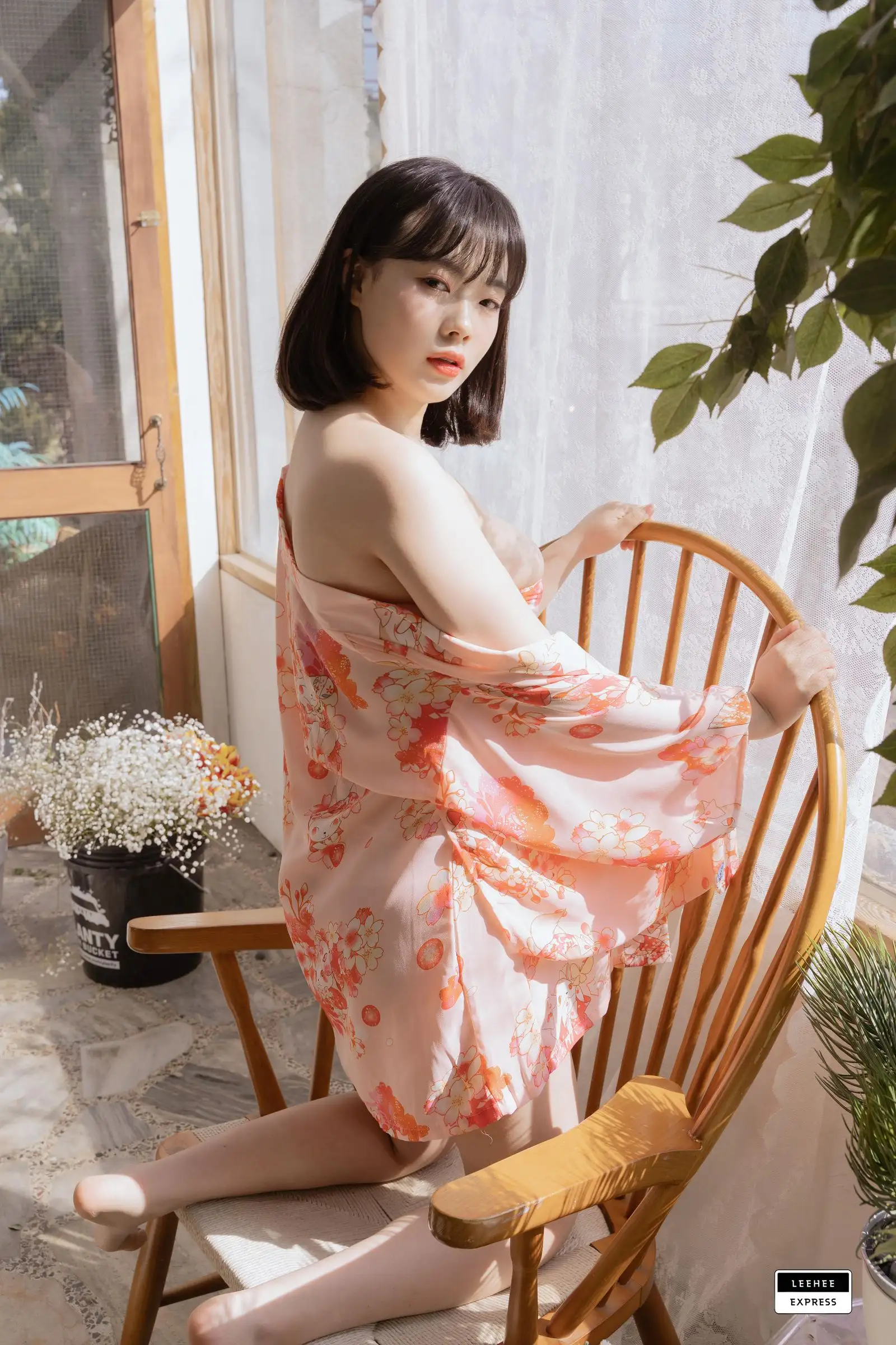 [Leehee Express] NO.555 LERB-141A – Roah