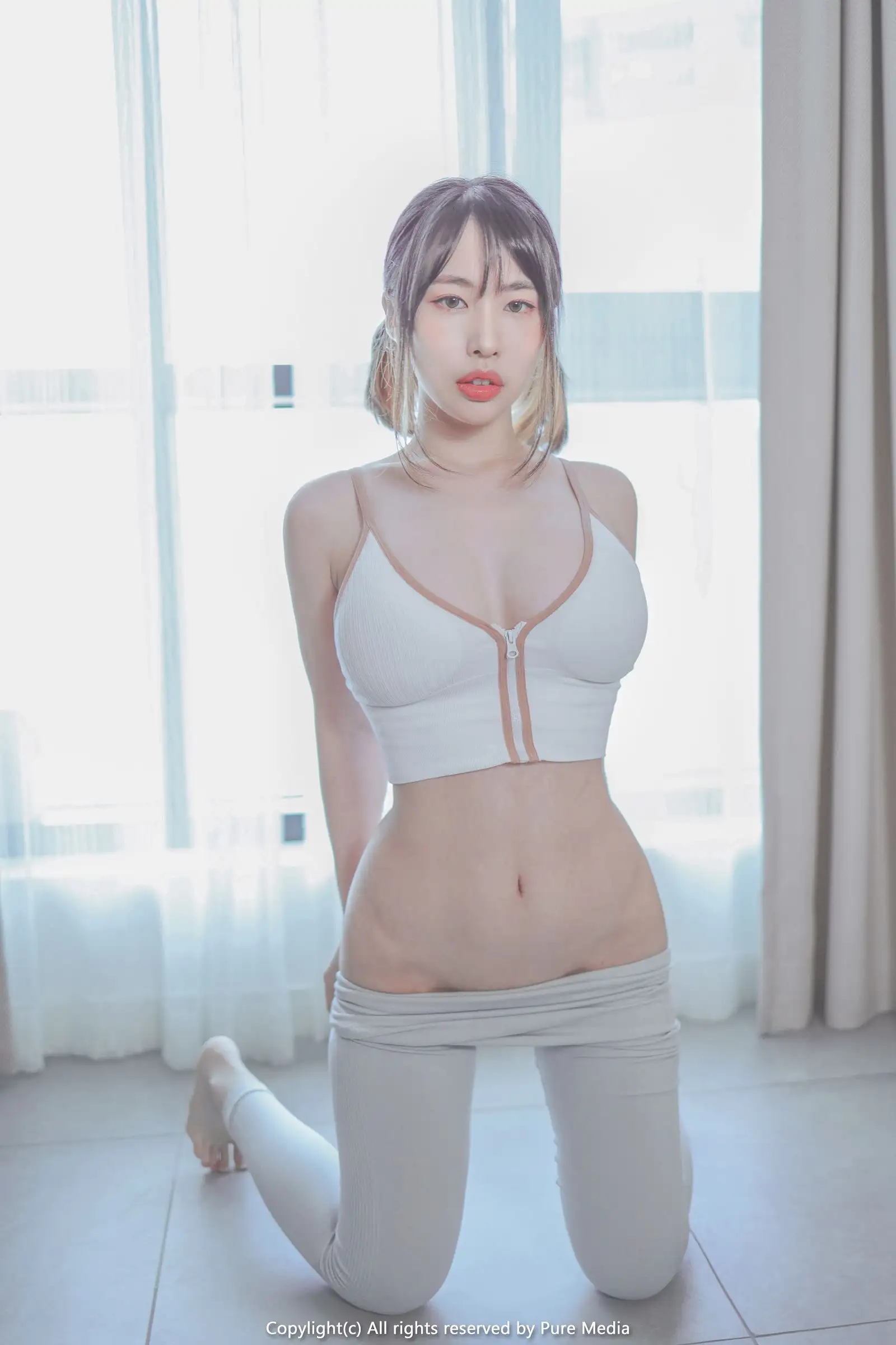 [Pure Media] Vol.103 Uhye