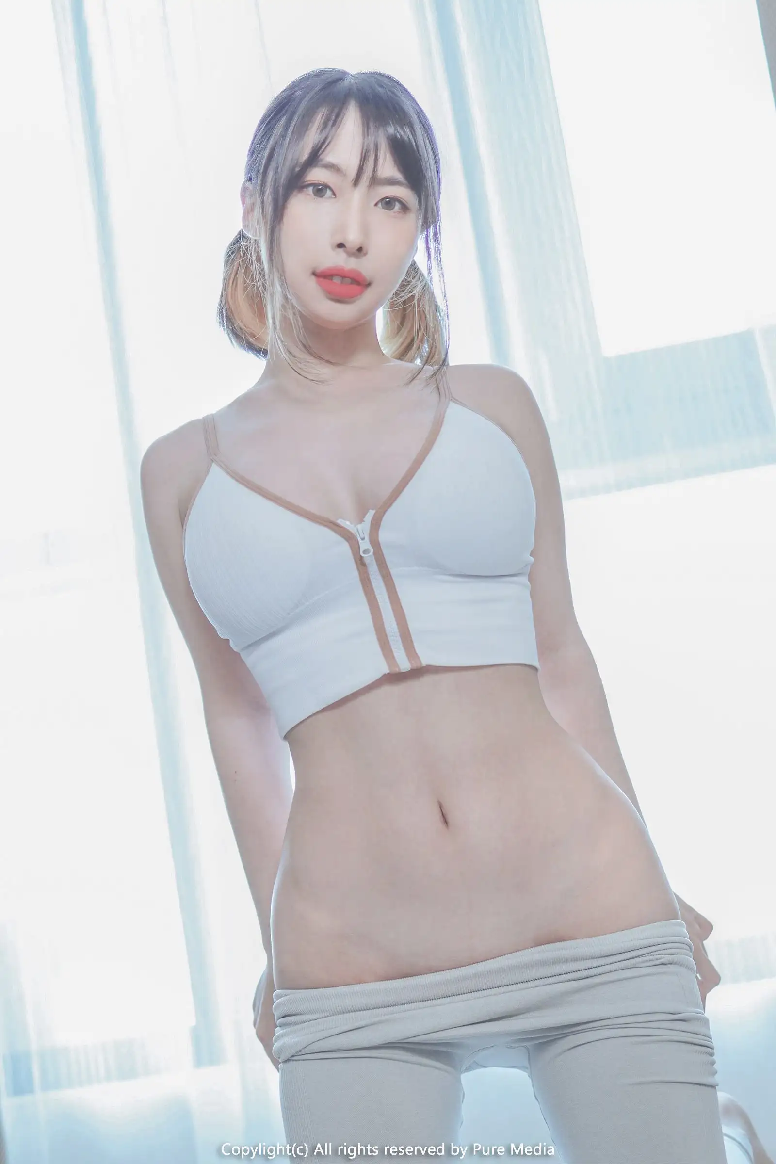 [Pure Media] Vol.103 Uhye