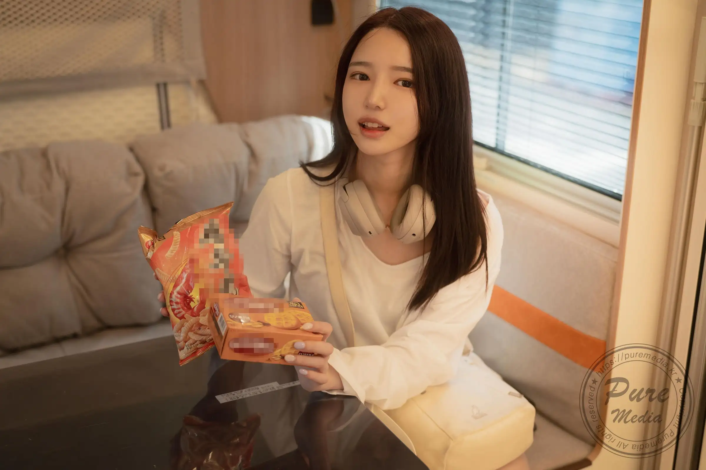 [Pure Media] Vol.287 Yeha – Sex Vacation In Camping Car
