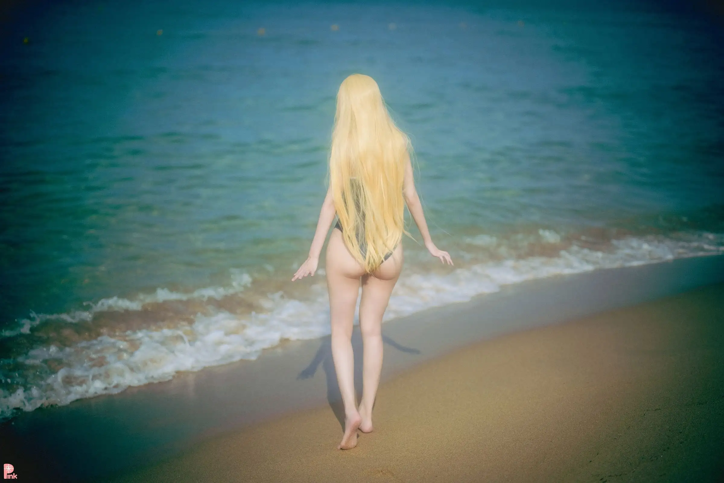 [PINK] Lee Ahrin – Meet Me In The Summer