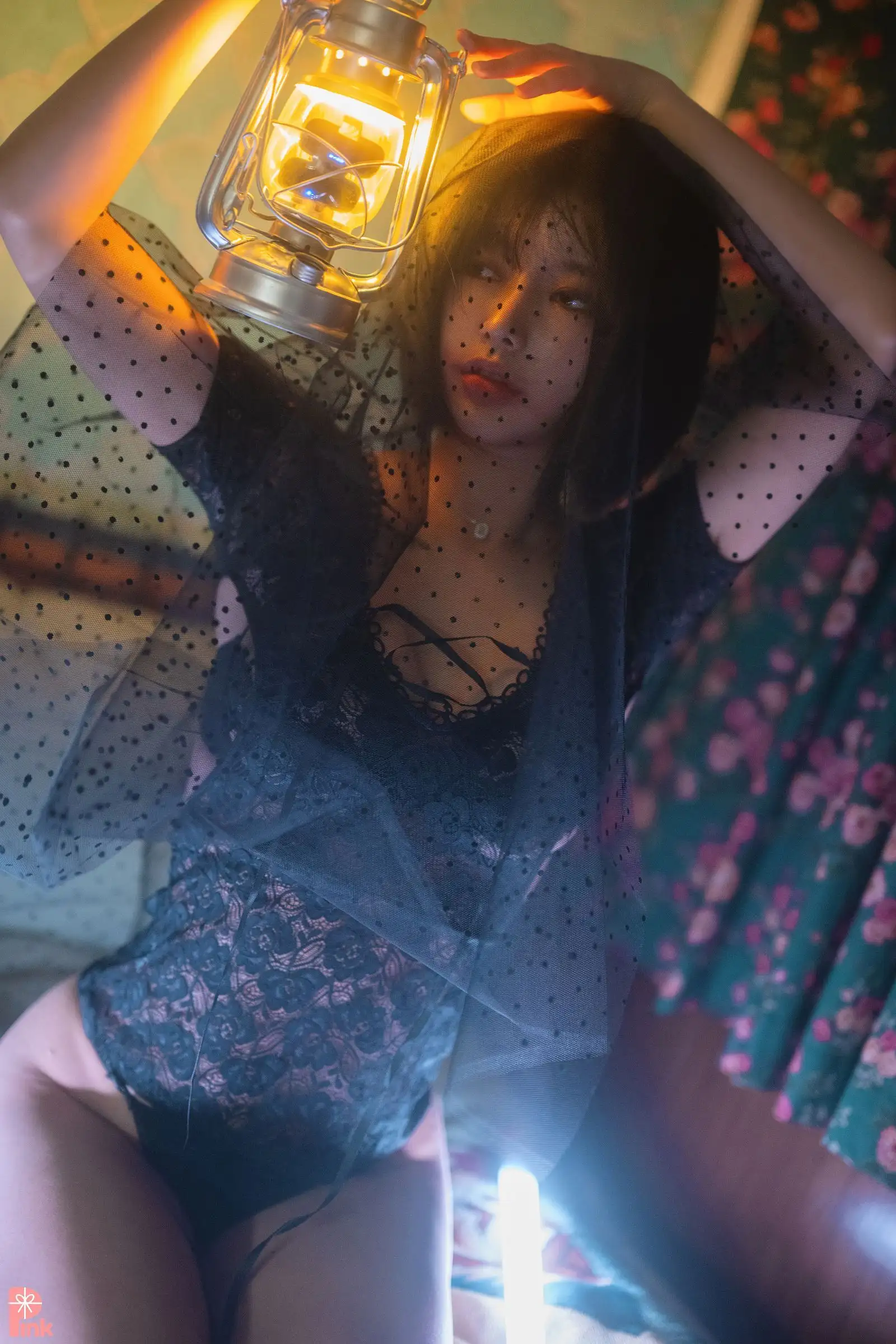 [PINK] U.Hwa – Mood Black 02