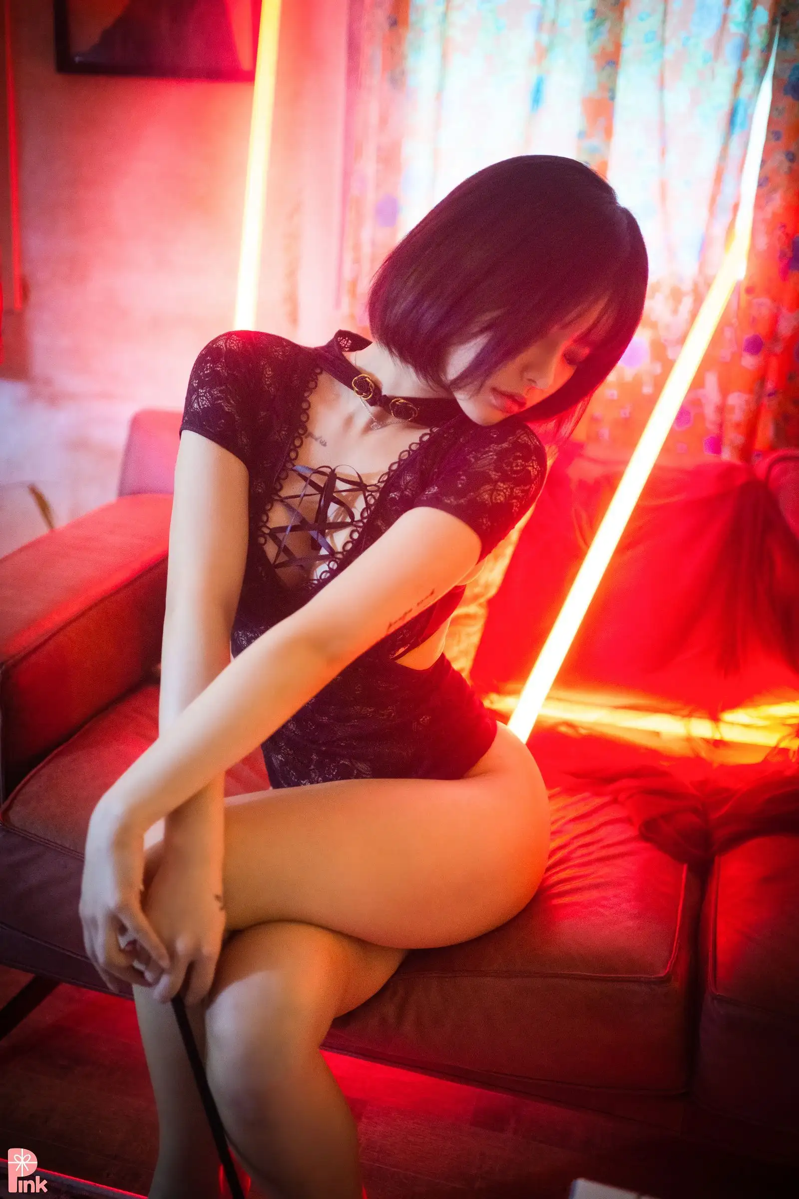 [PINK] U.Hwa – Mood Black 01