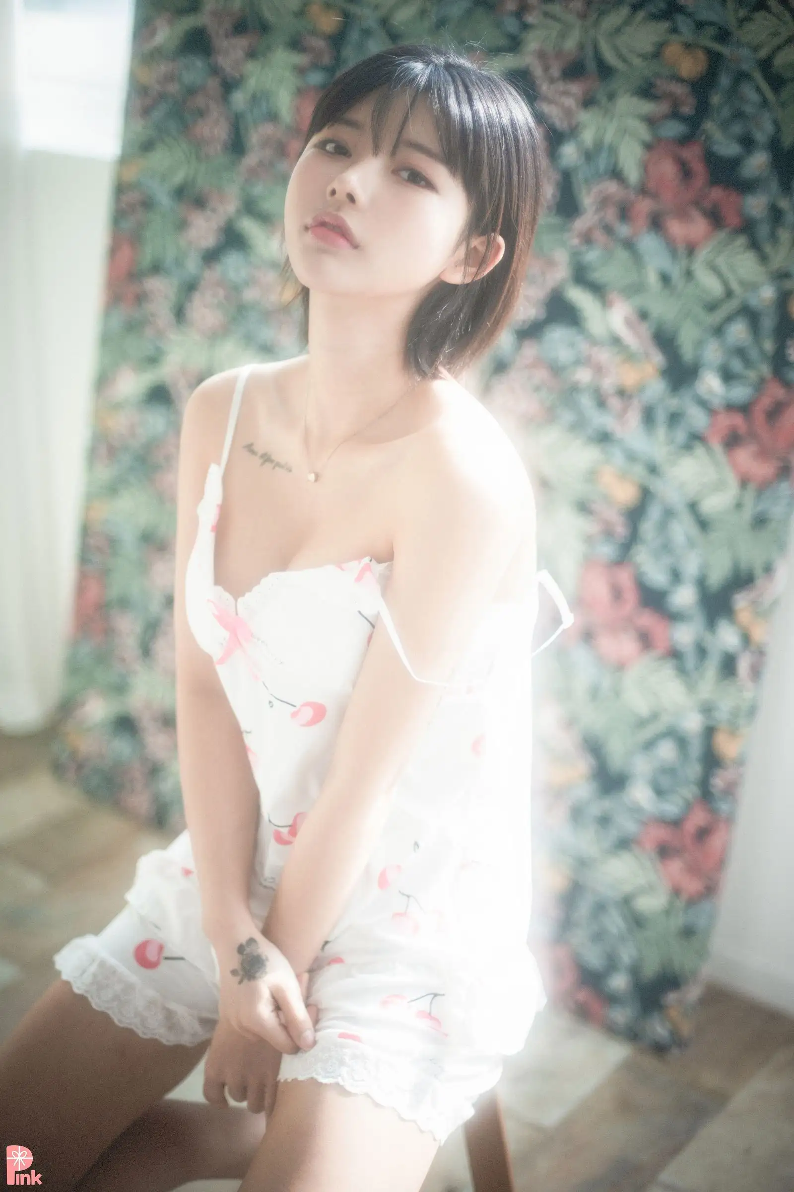 [PINK] Uuuha – Floral 01