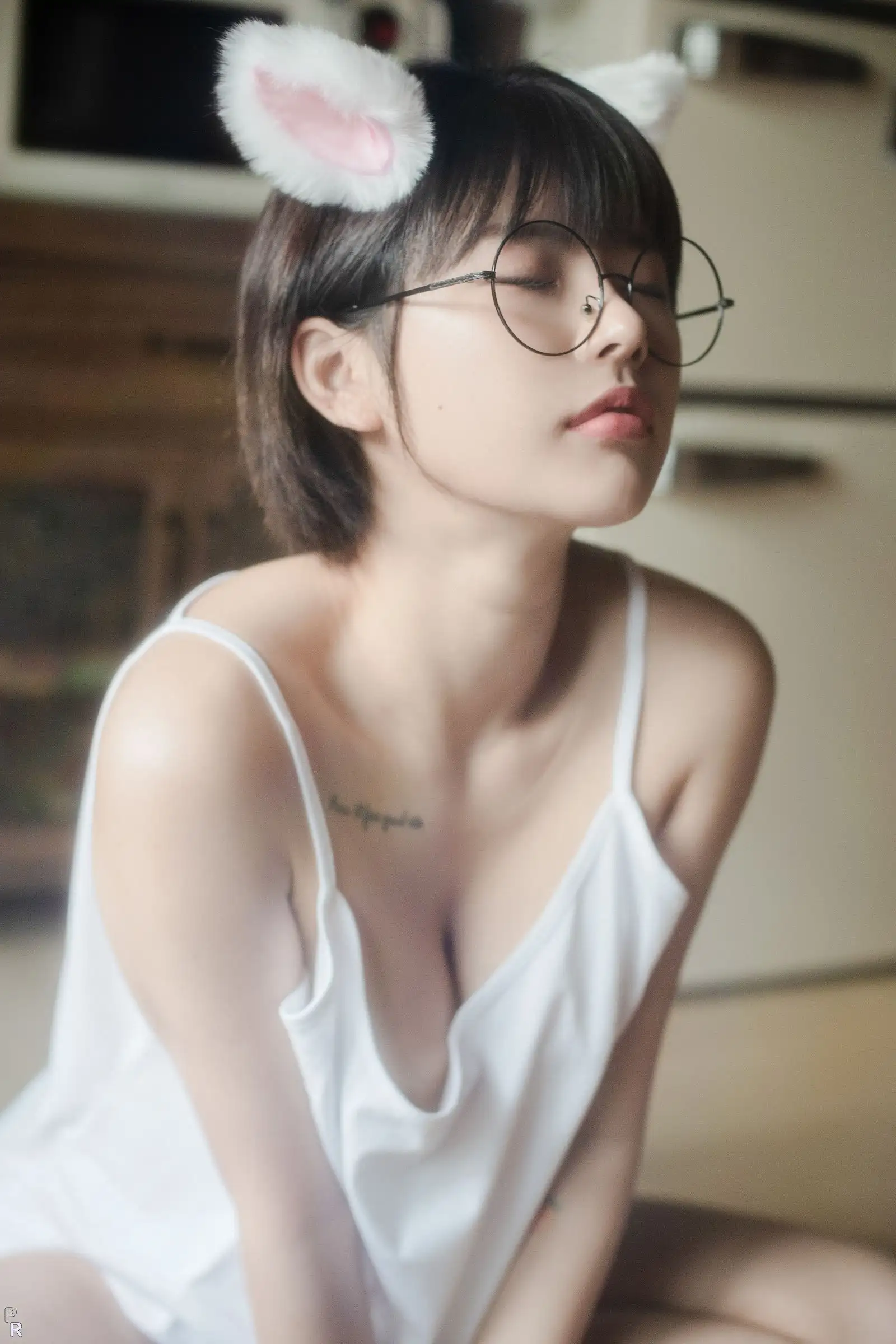 [PINK] U.Hwa – My Cat 02