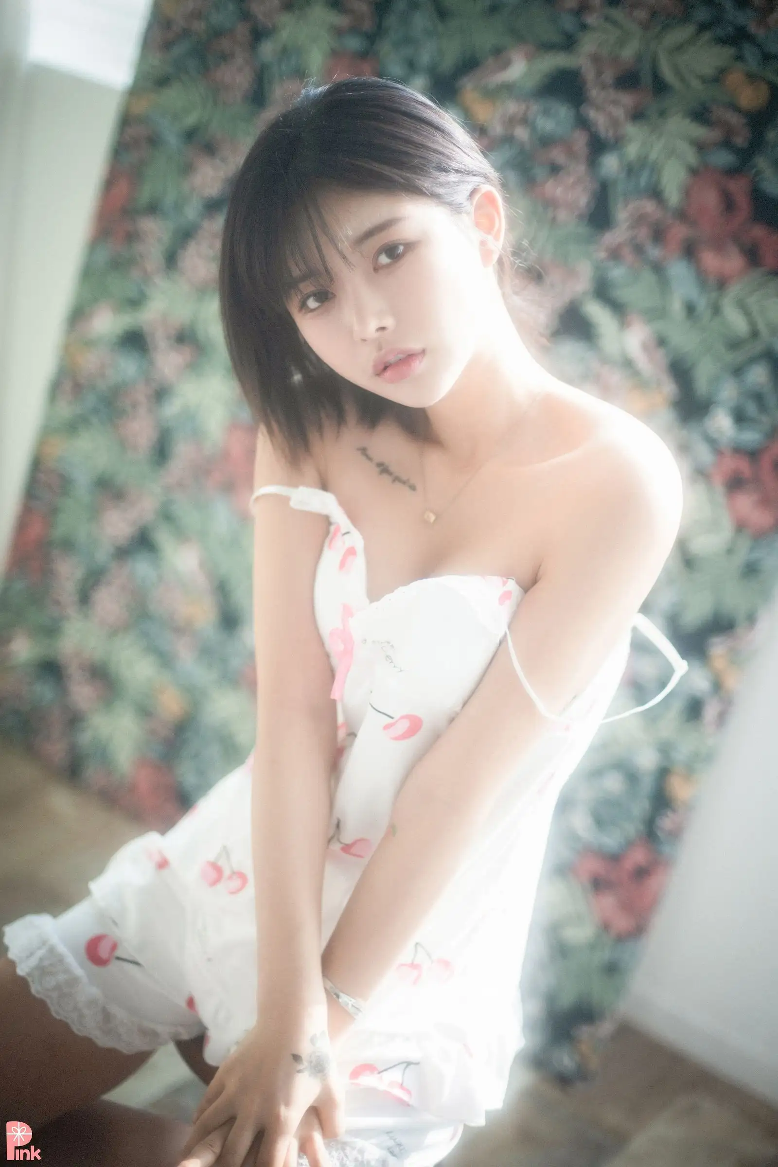 [PINK] Uuuha – Floral 01