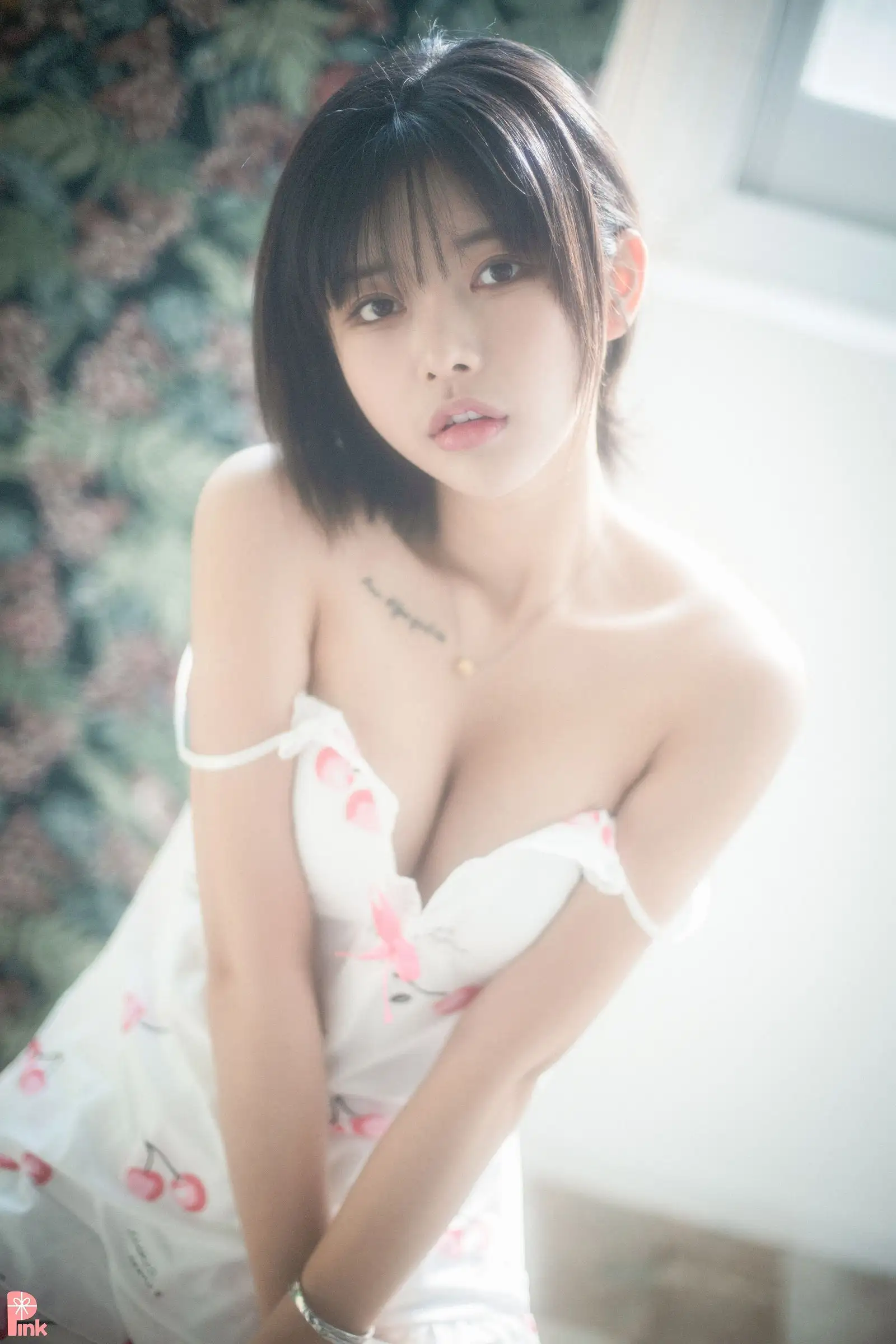 [PINK] Uuuha – Floral 01