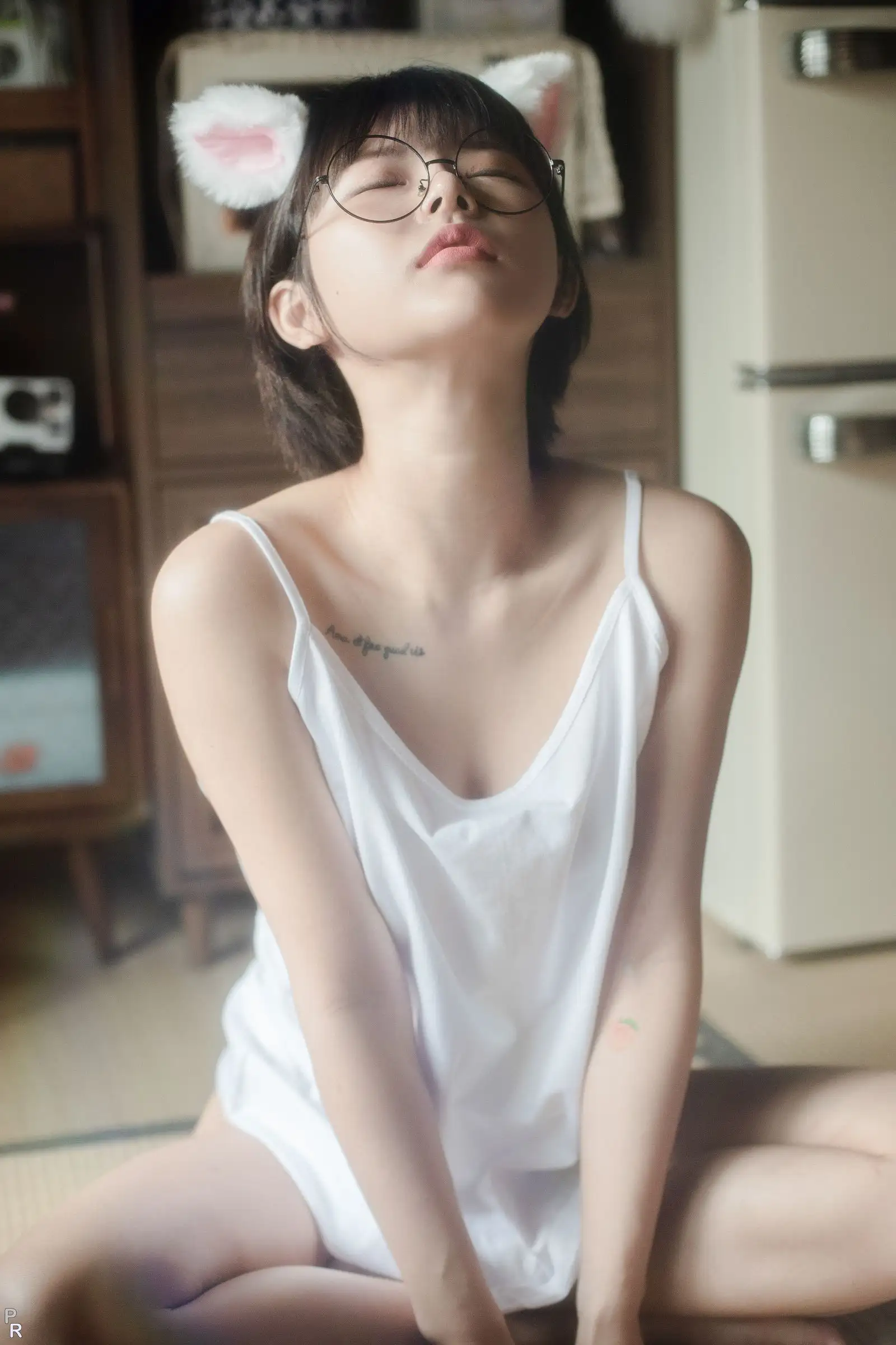[PINK] U.Hwa – My Cat 02