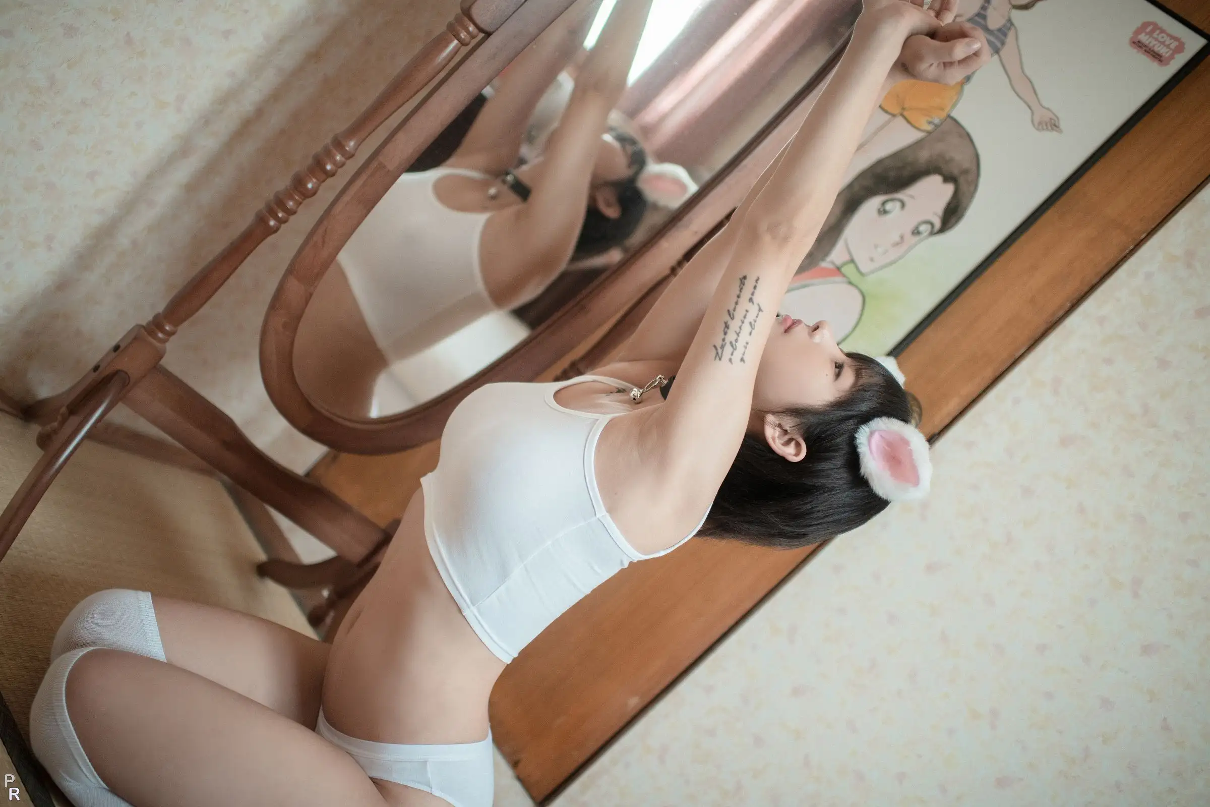 [PINK] U.Hwa – My Cat 01