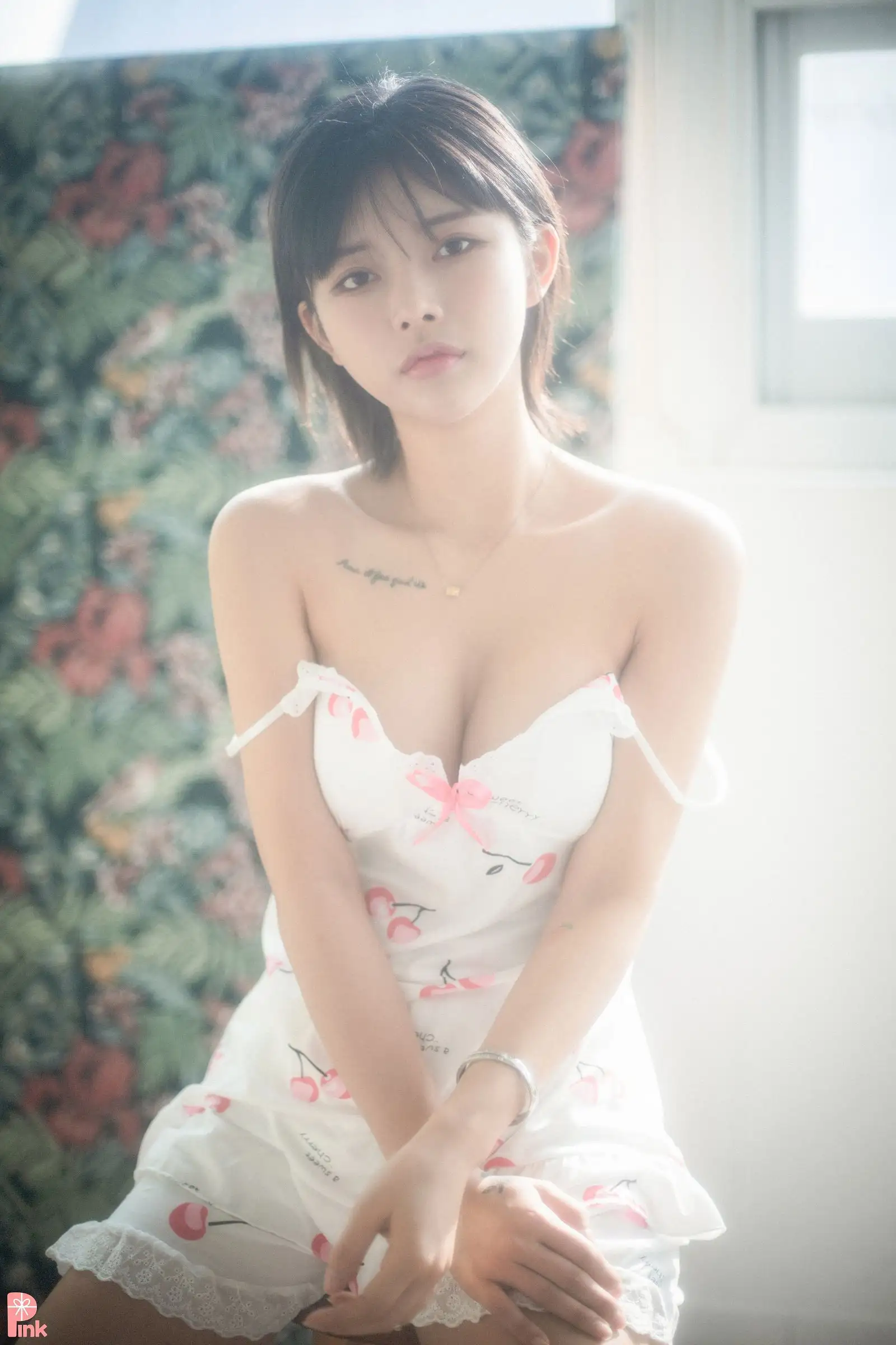 [PINK] Uuuha – Floral 01