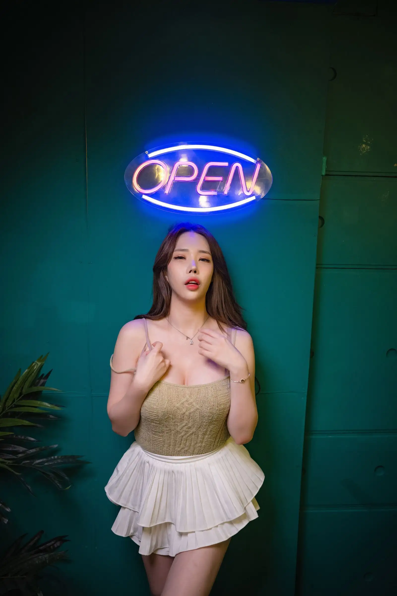 [BUNNY] HANI – A naked interview