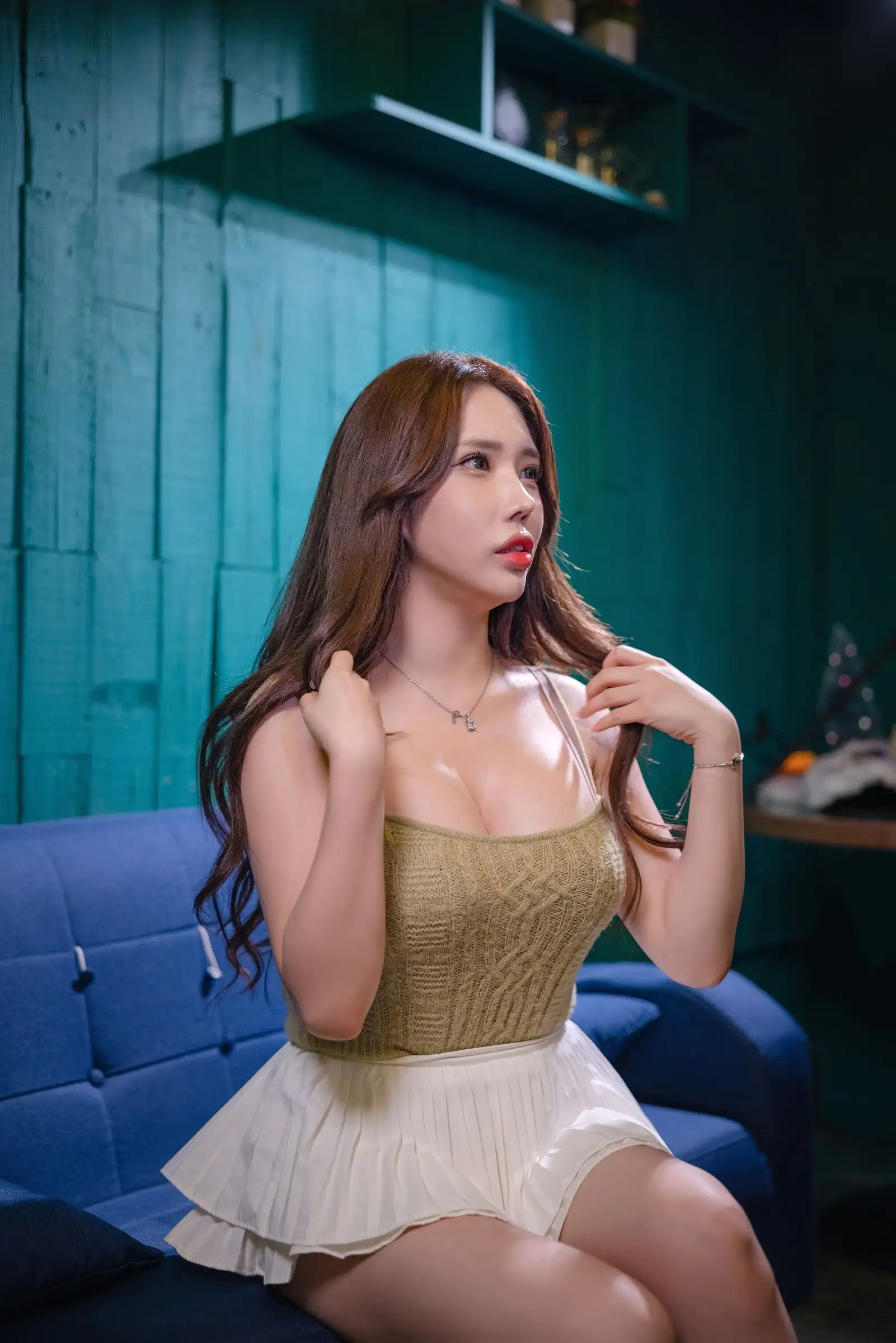 [BUNNY] HANI – A naked interview